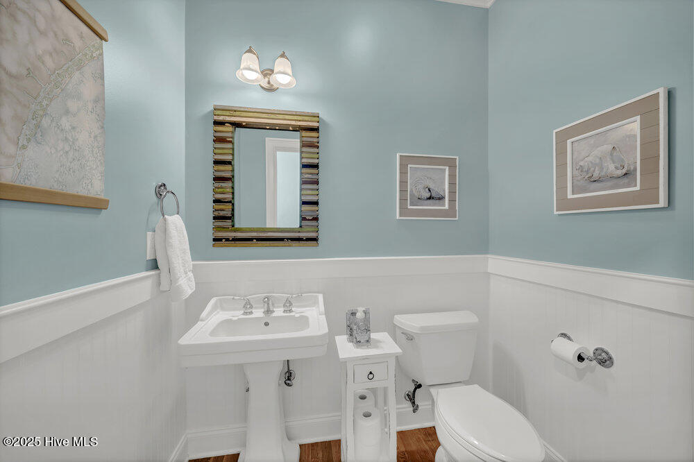 100544972 | Photo 14