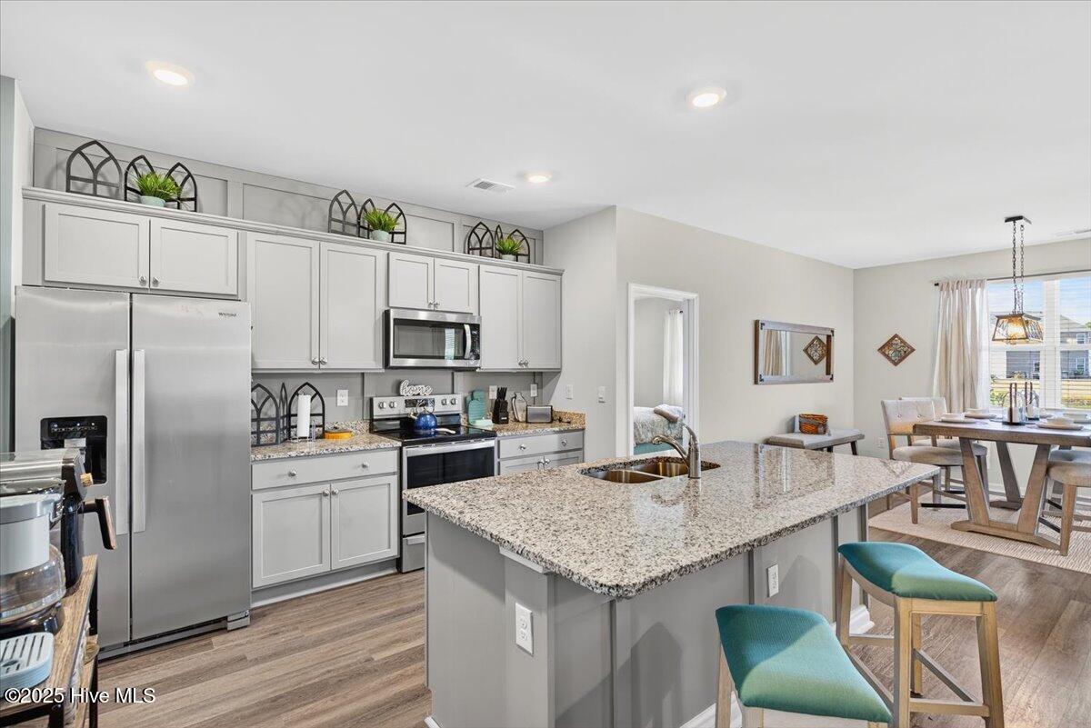 100542039 | Photo 14