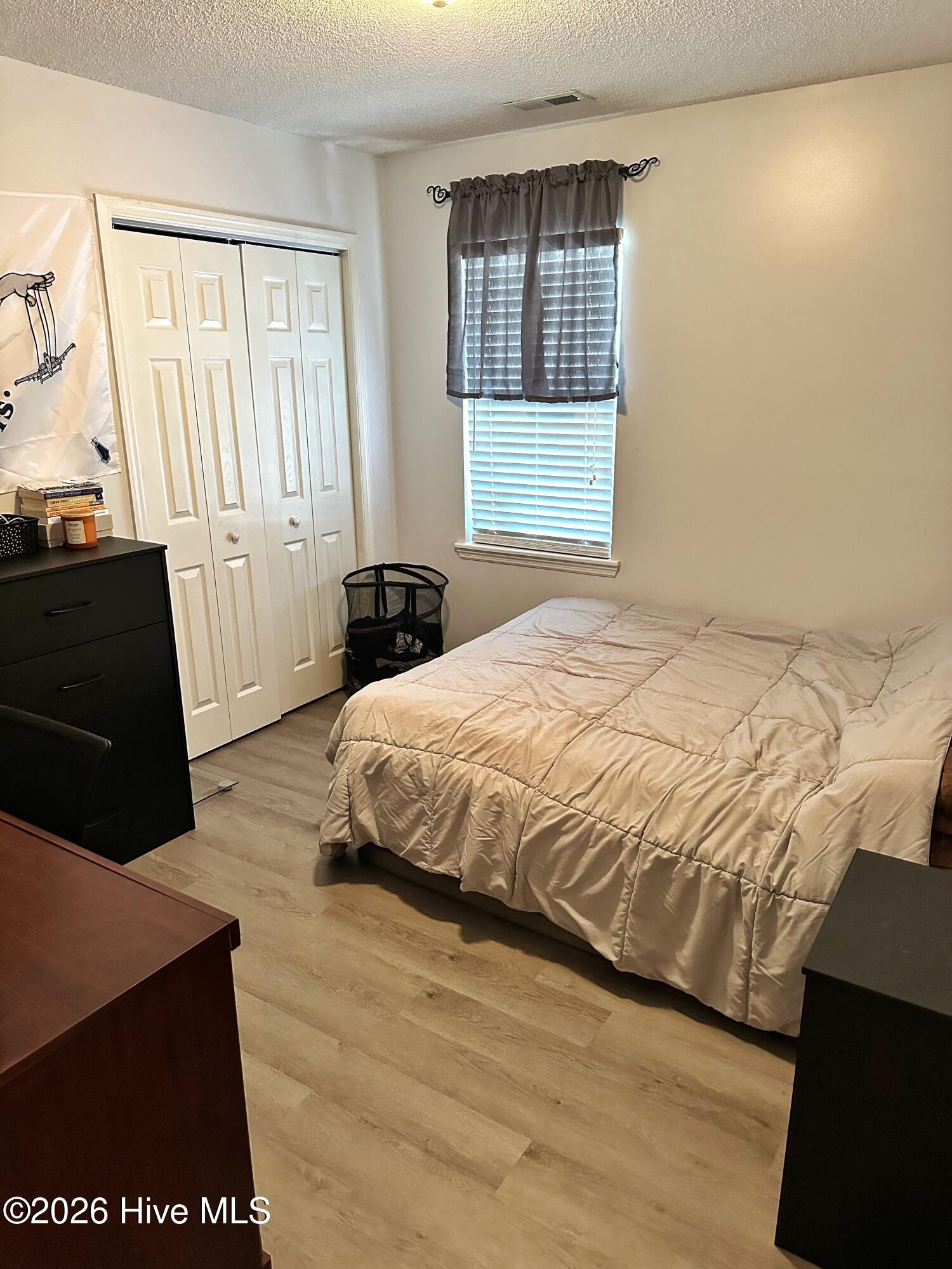 100566107 | Photo 18