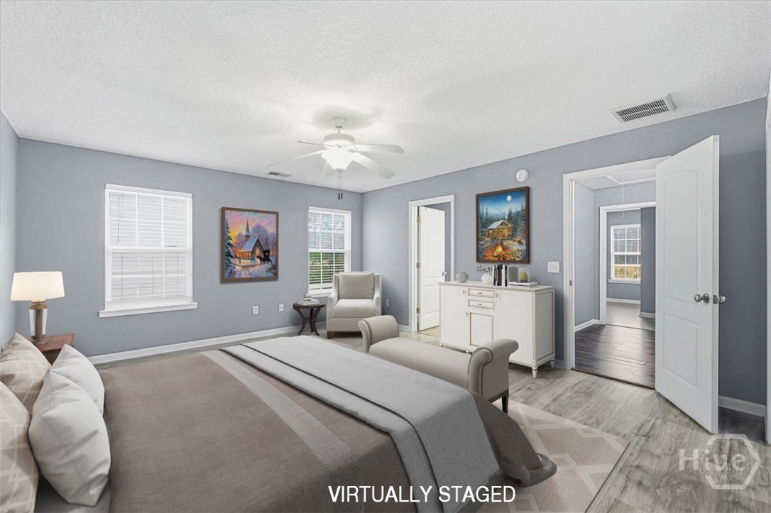 Huge primary bedroom