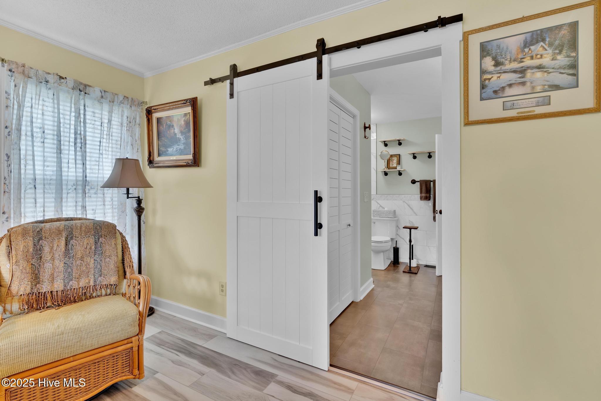 100540087 | Photo 20