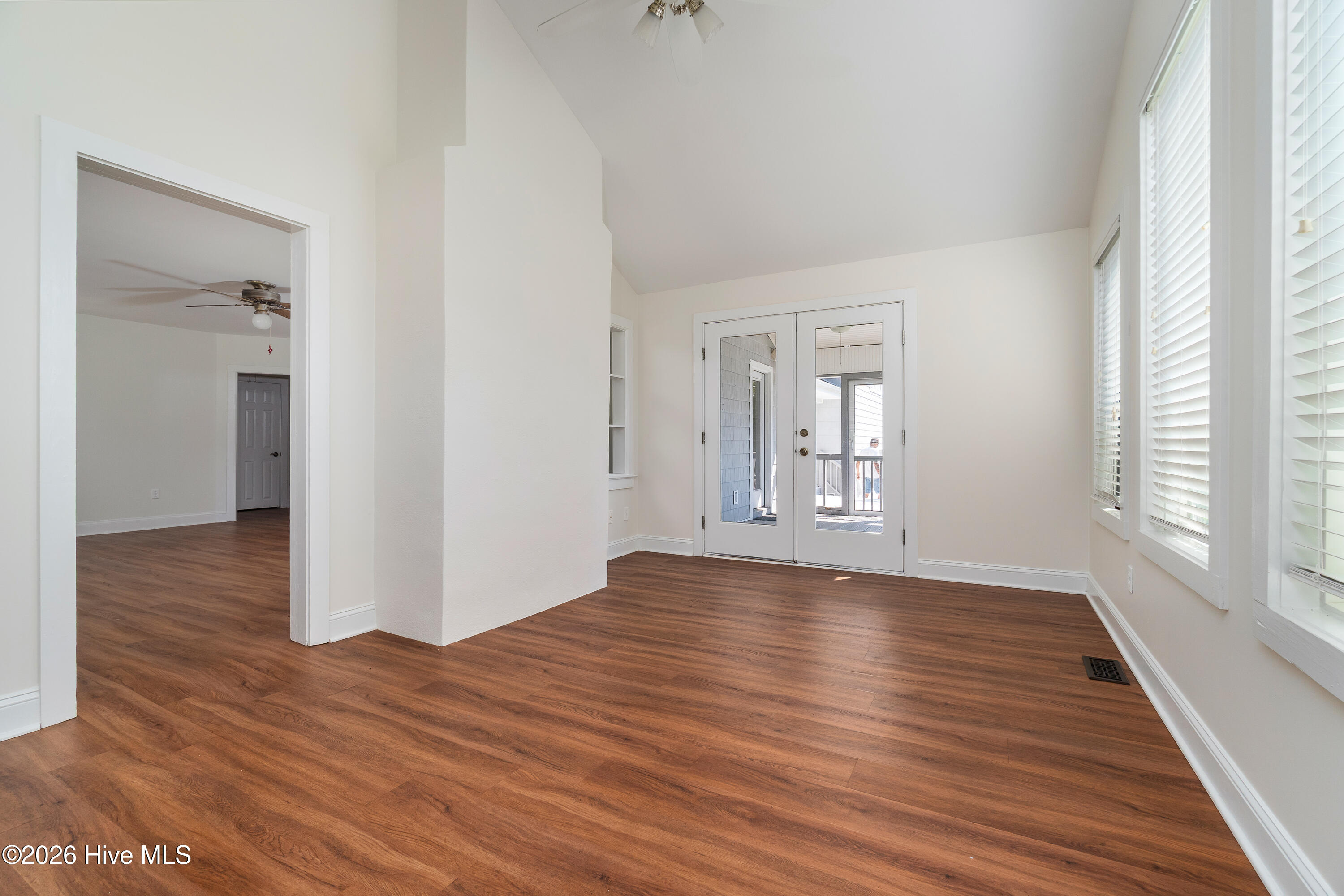 213 Mansfield Parkway,Morehead City