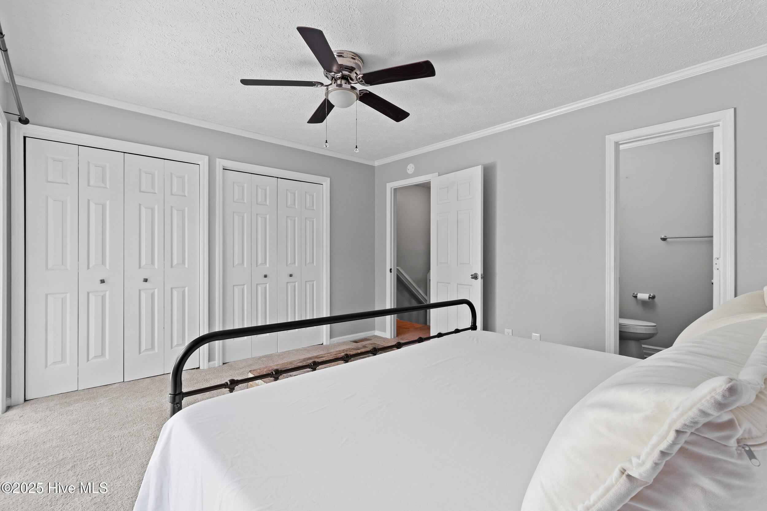 100537542 | Photo 16