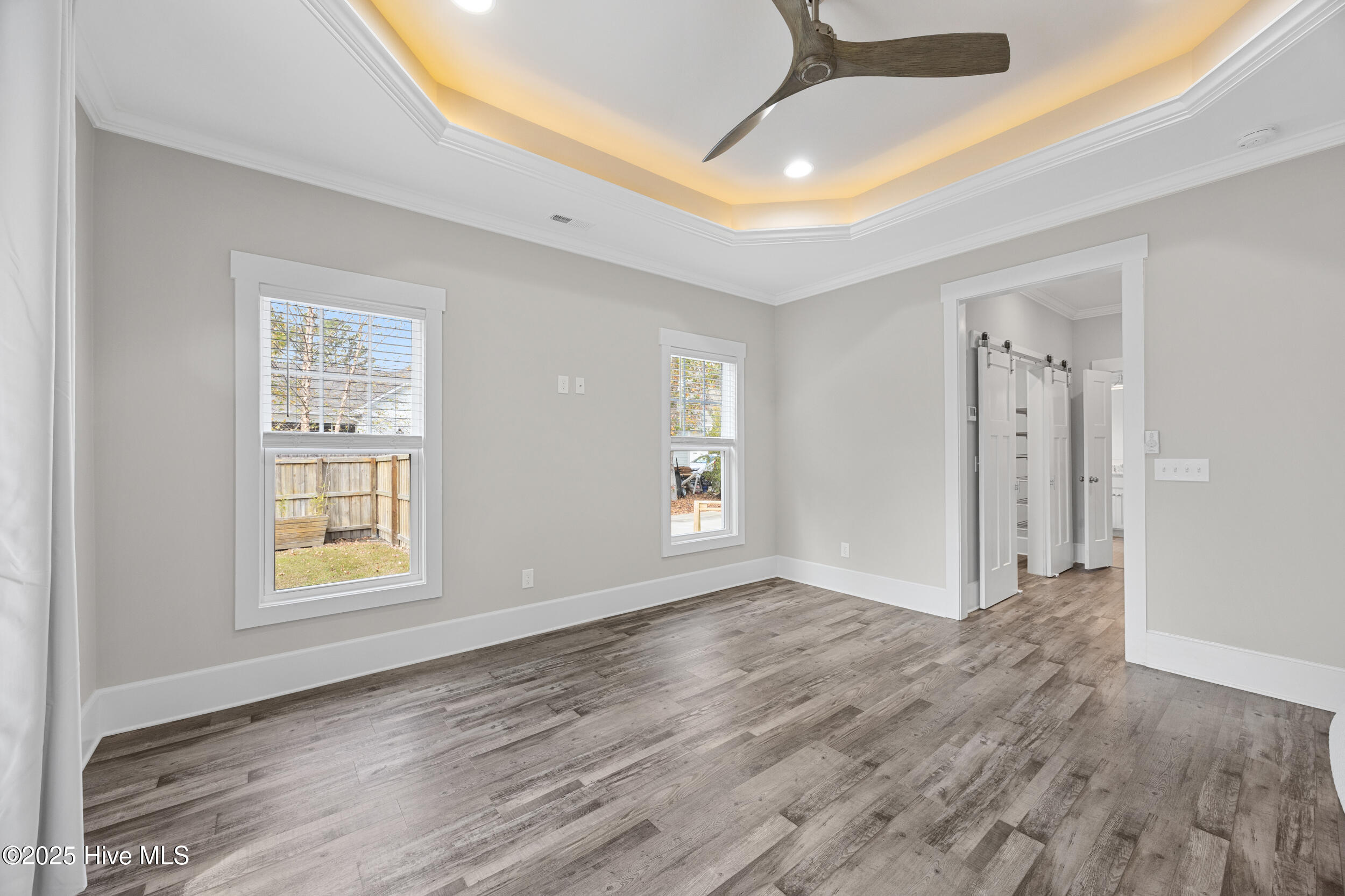 100544586 | Photo 38