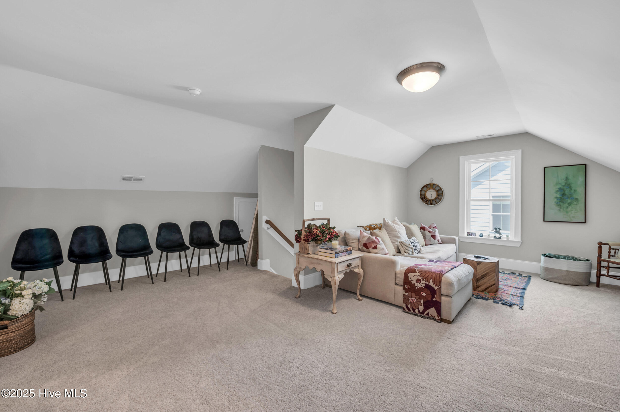 100520881 | Photo 27