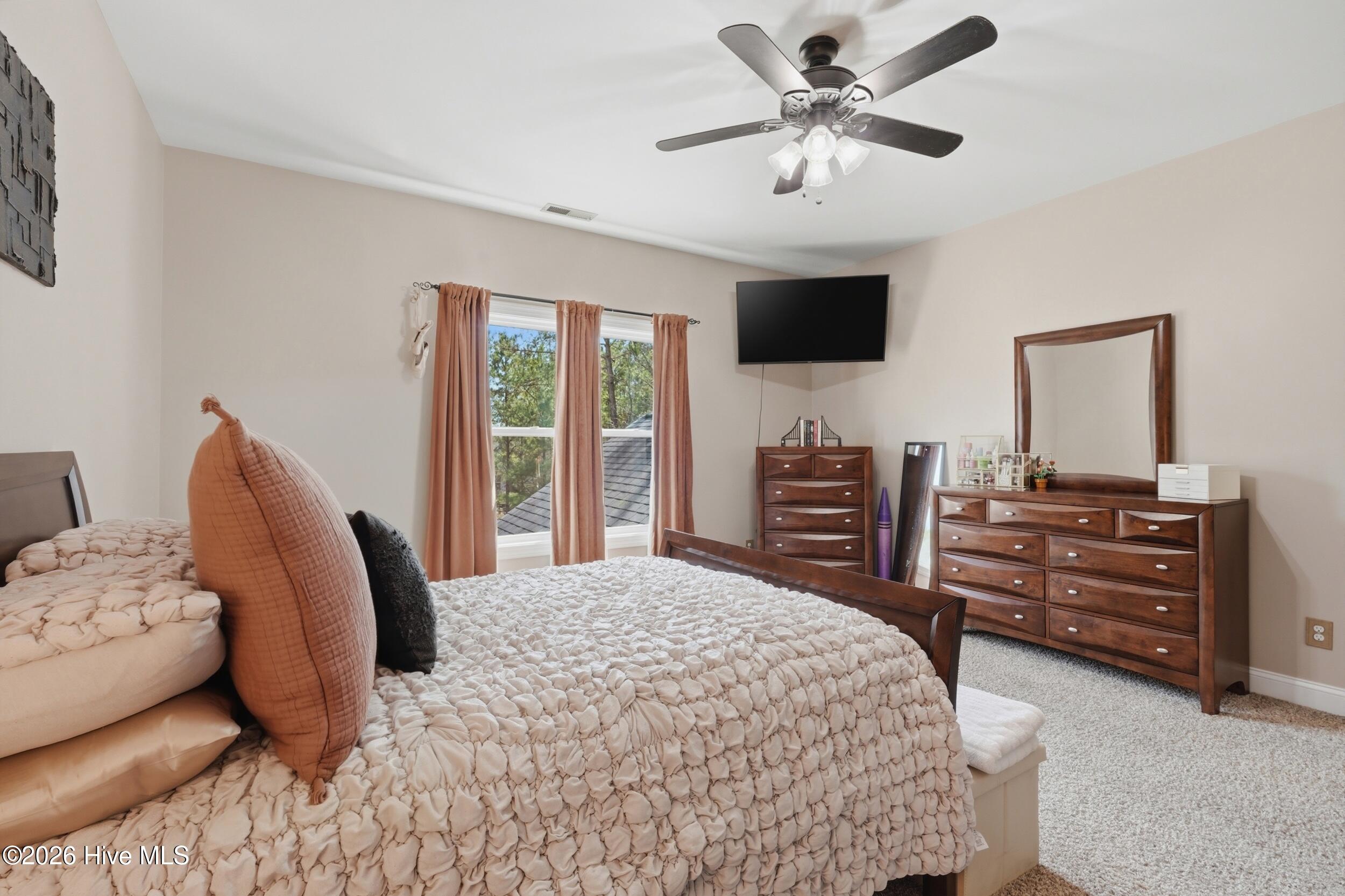 100551970 | Photo 52