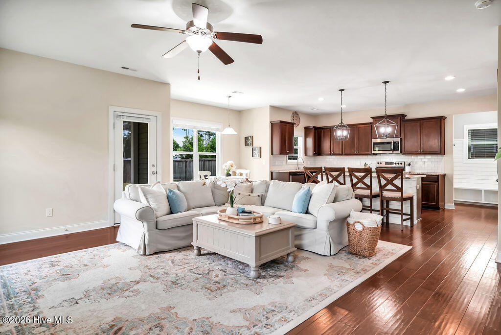 80 Peoples Court, Hampstead, NC 28443 – photo 9: Open Concept Living Area