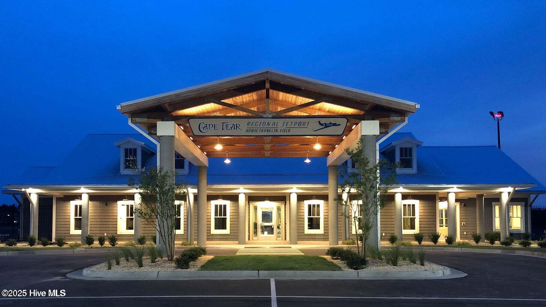 100505939 | Photo 103