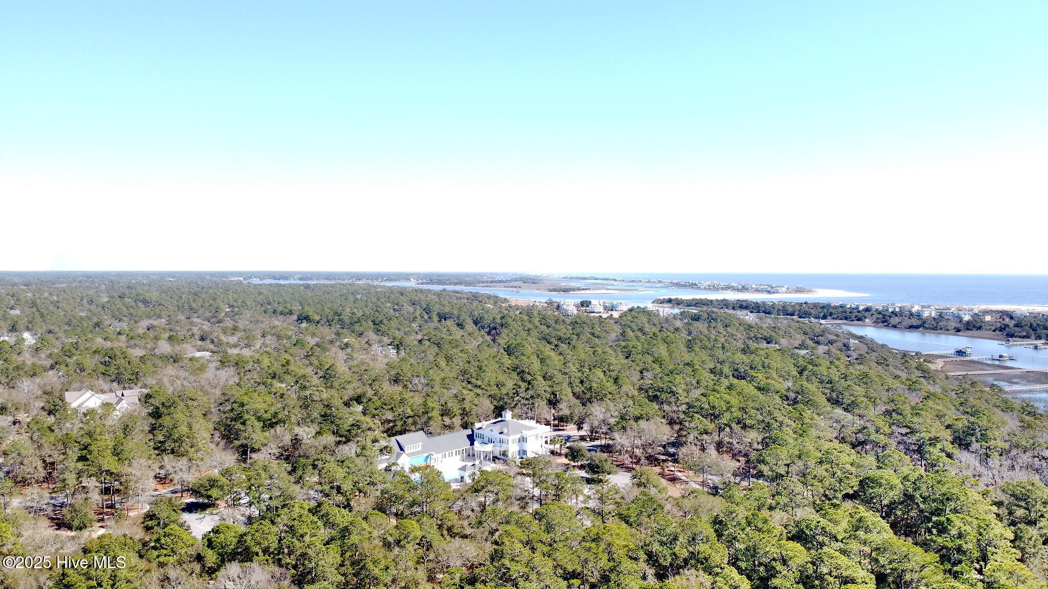 100488019 | Photo 40