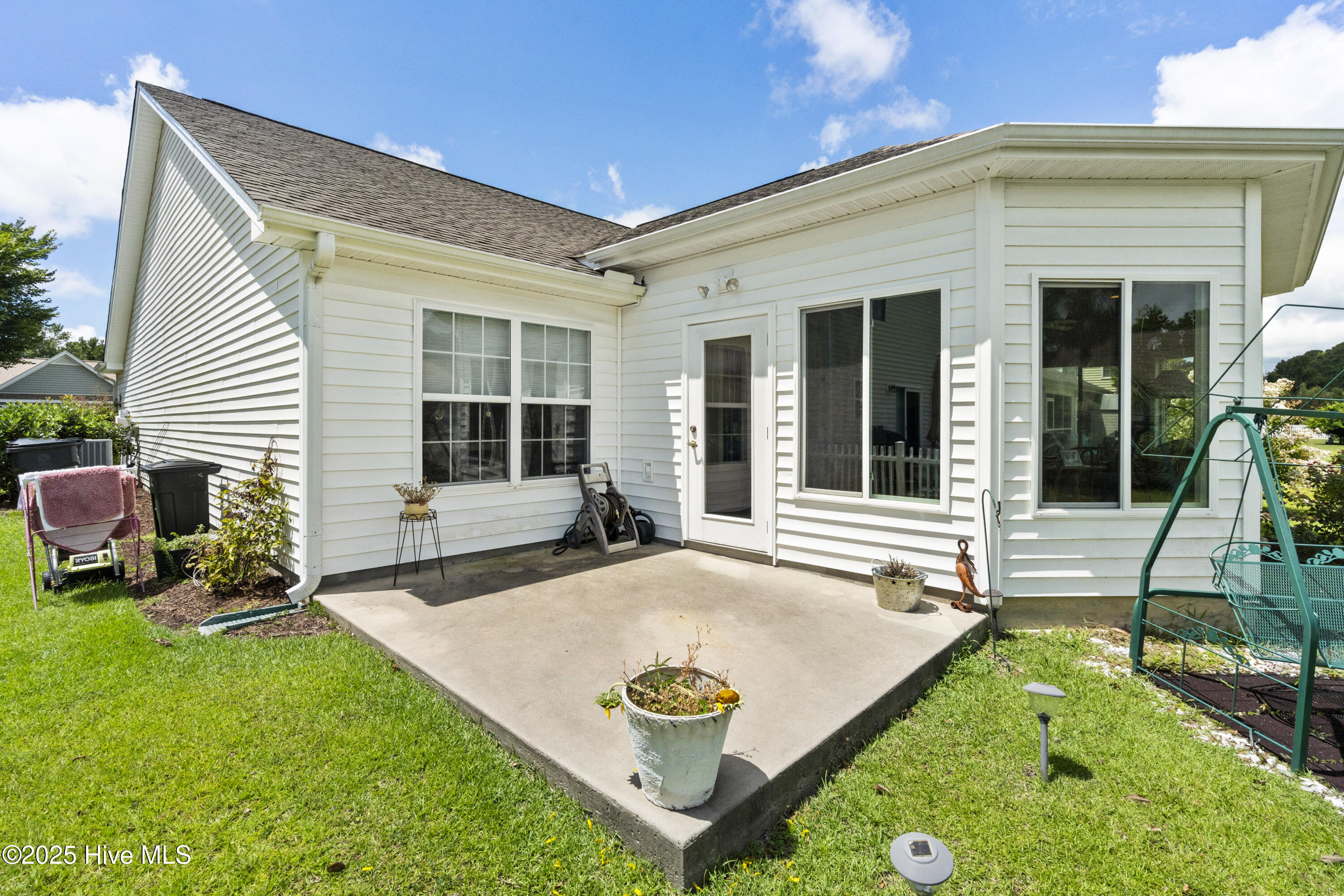 100521862 | Photo 42