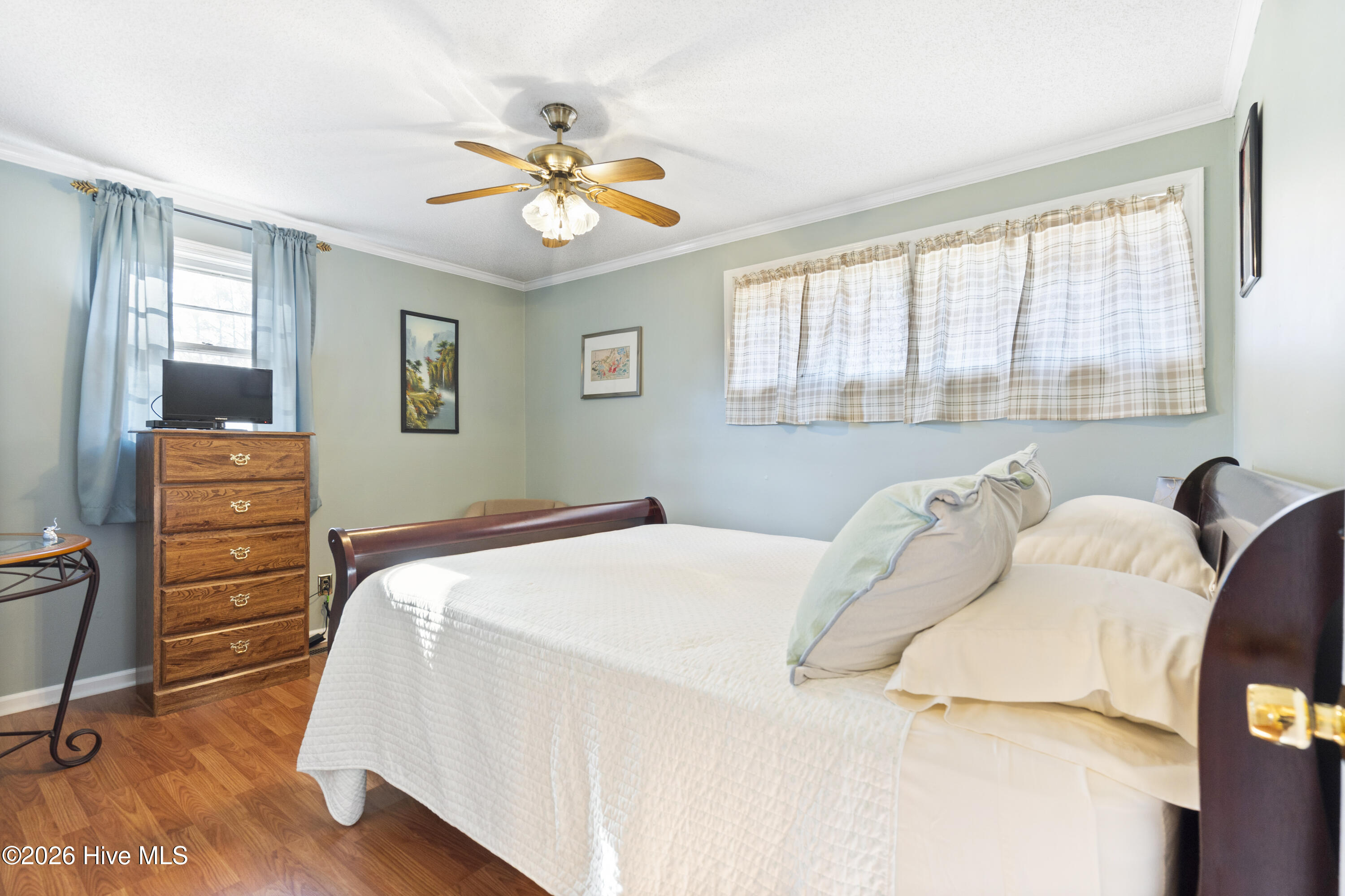 100549971 | Photo 24