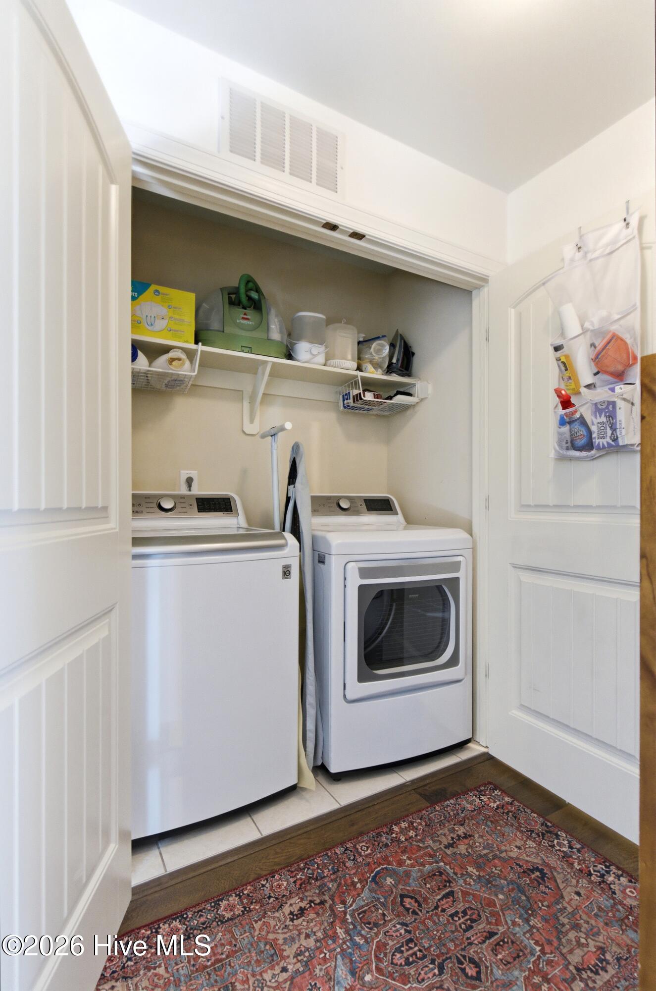 100561157 | Photo 49