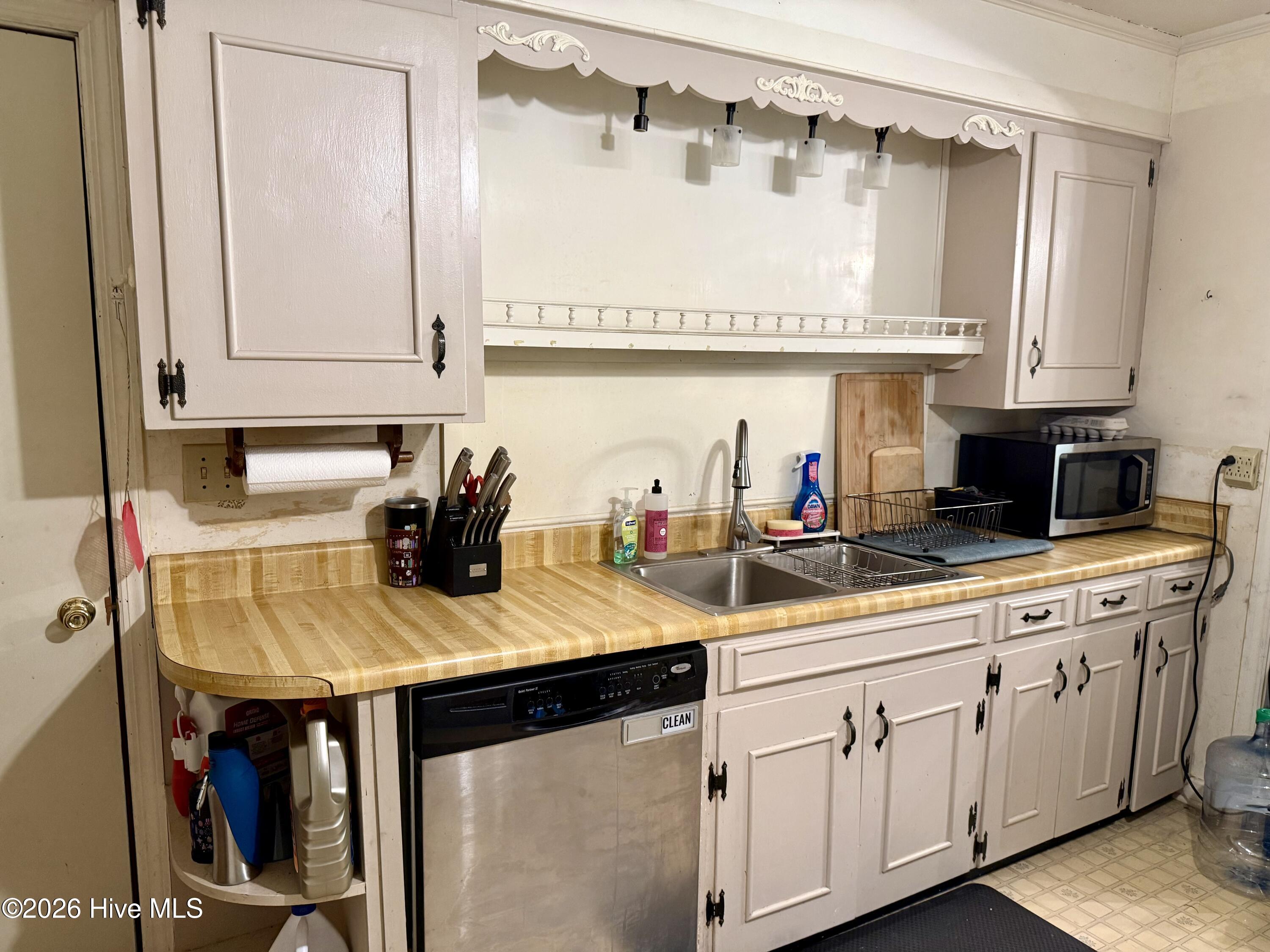 238 Old Nassau Road,Williston