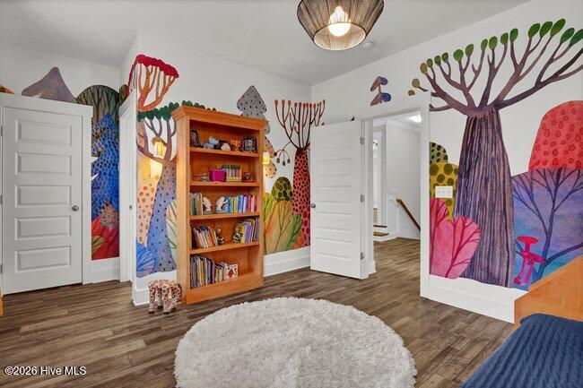 100552882 | Photo 45