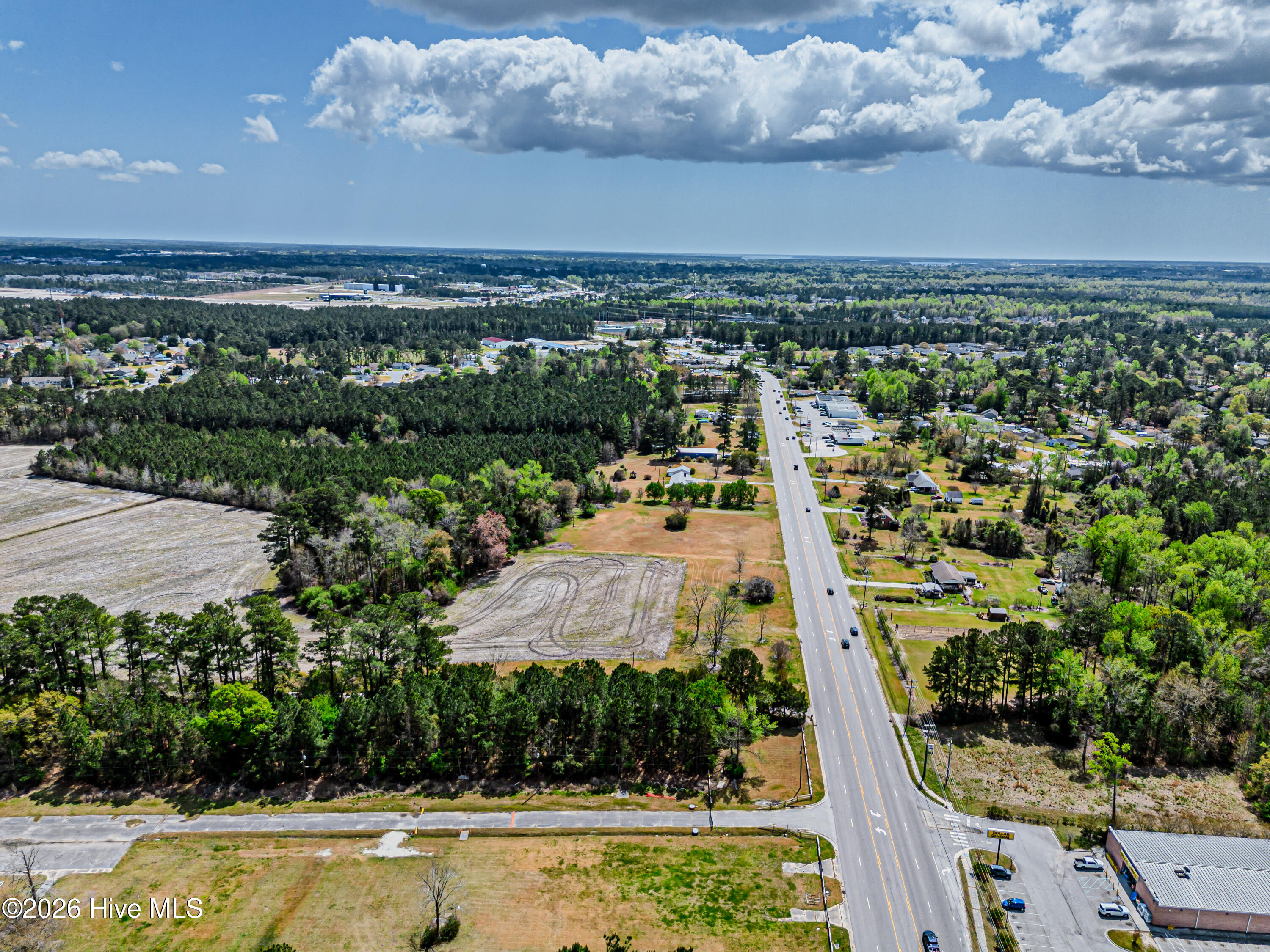 100569074 | Photo 76