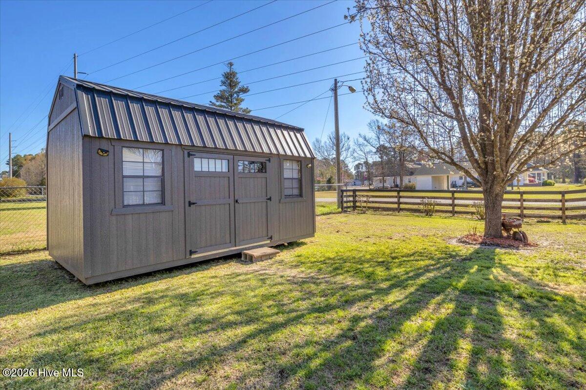 100561788 | Photo 80