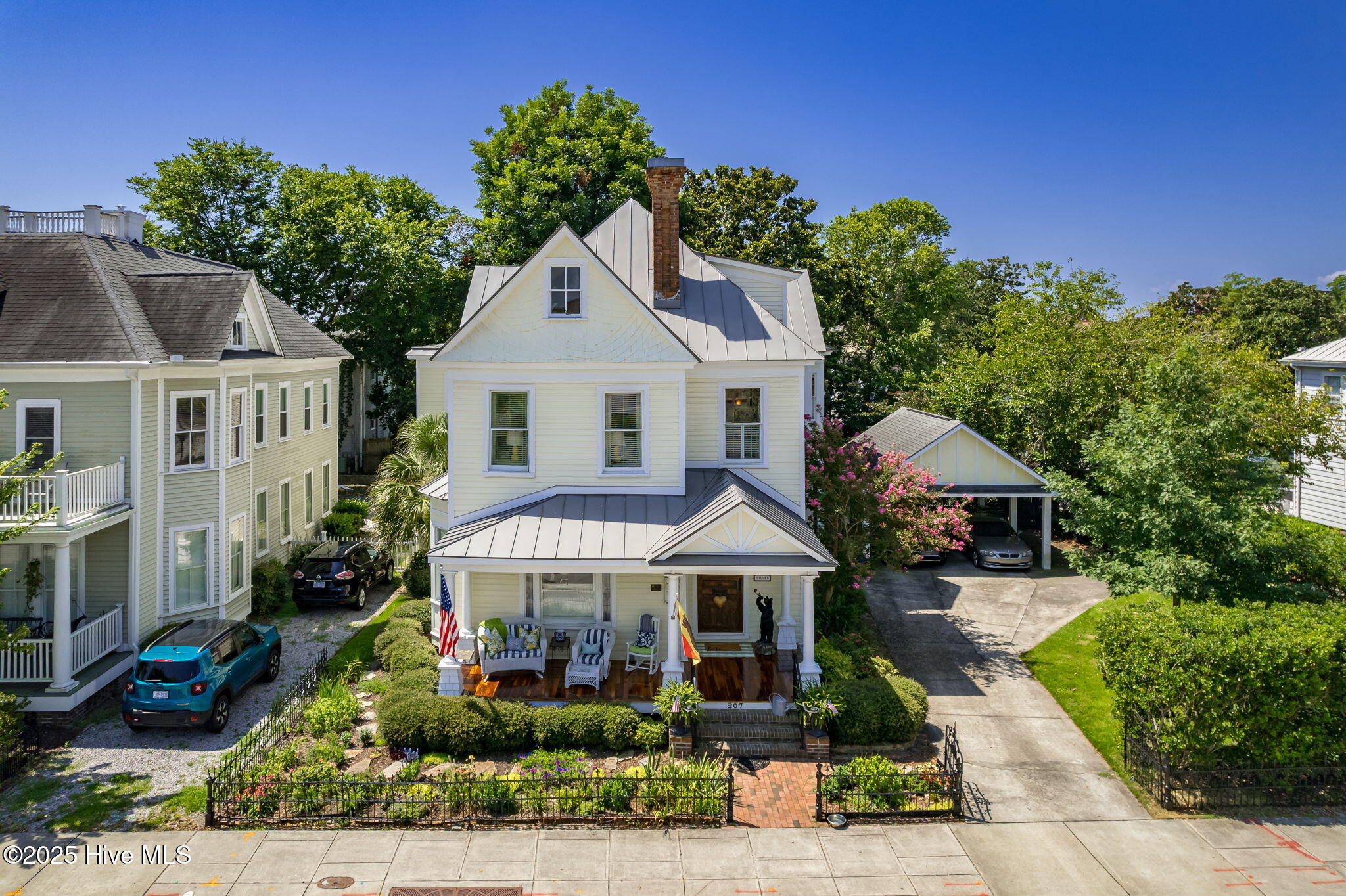 Homes for sale in New Bern, NC | 207 Broad St, New Bern, NC 28560 | MLS# 100521033