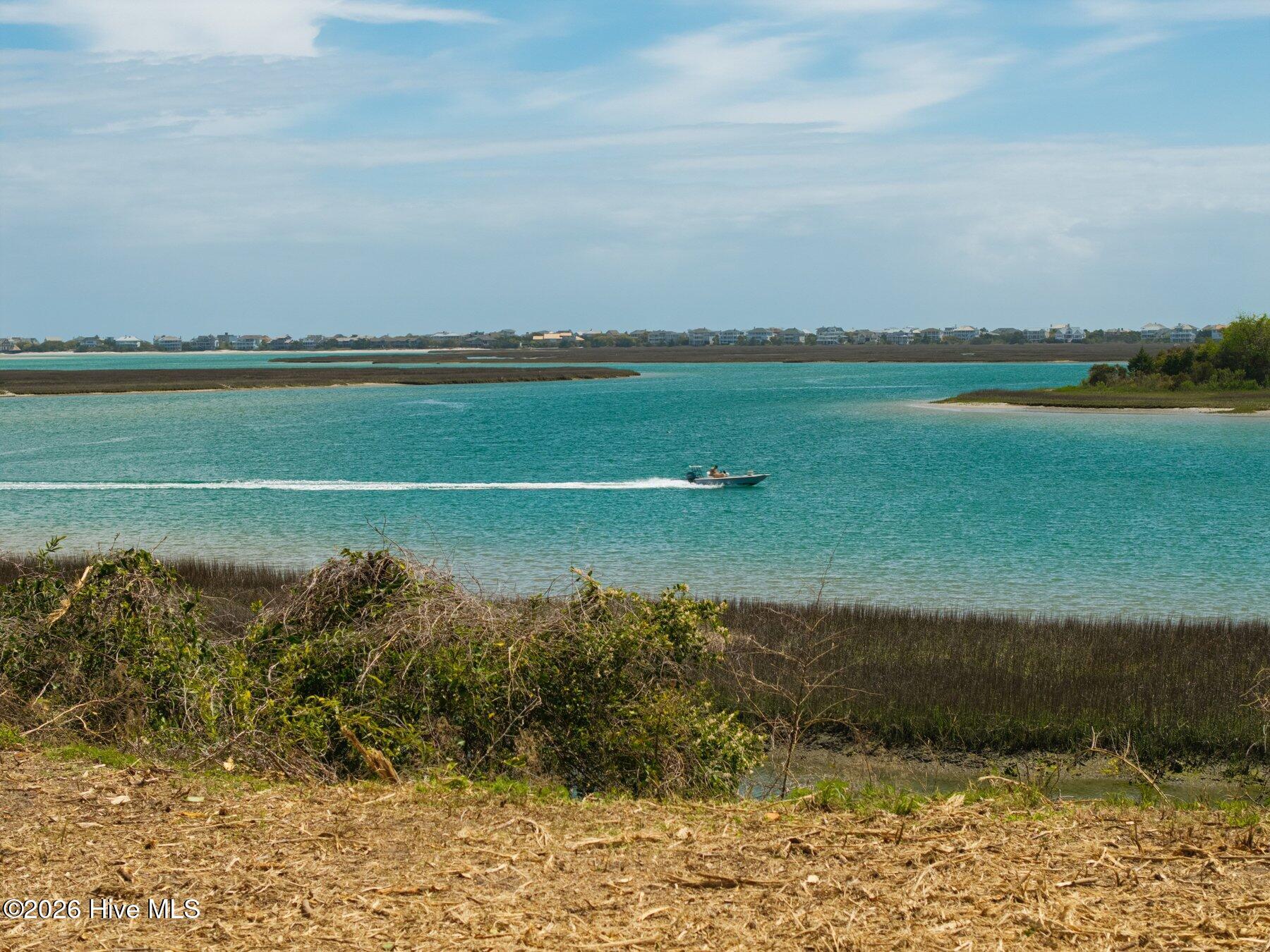 100564910 | Photo 14