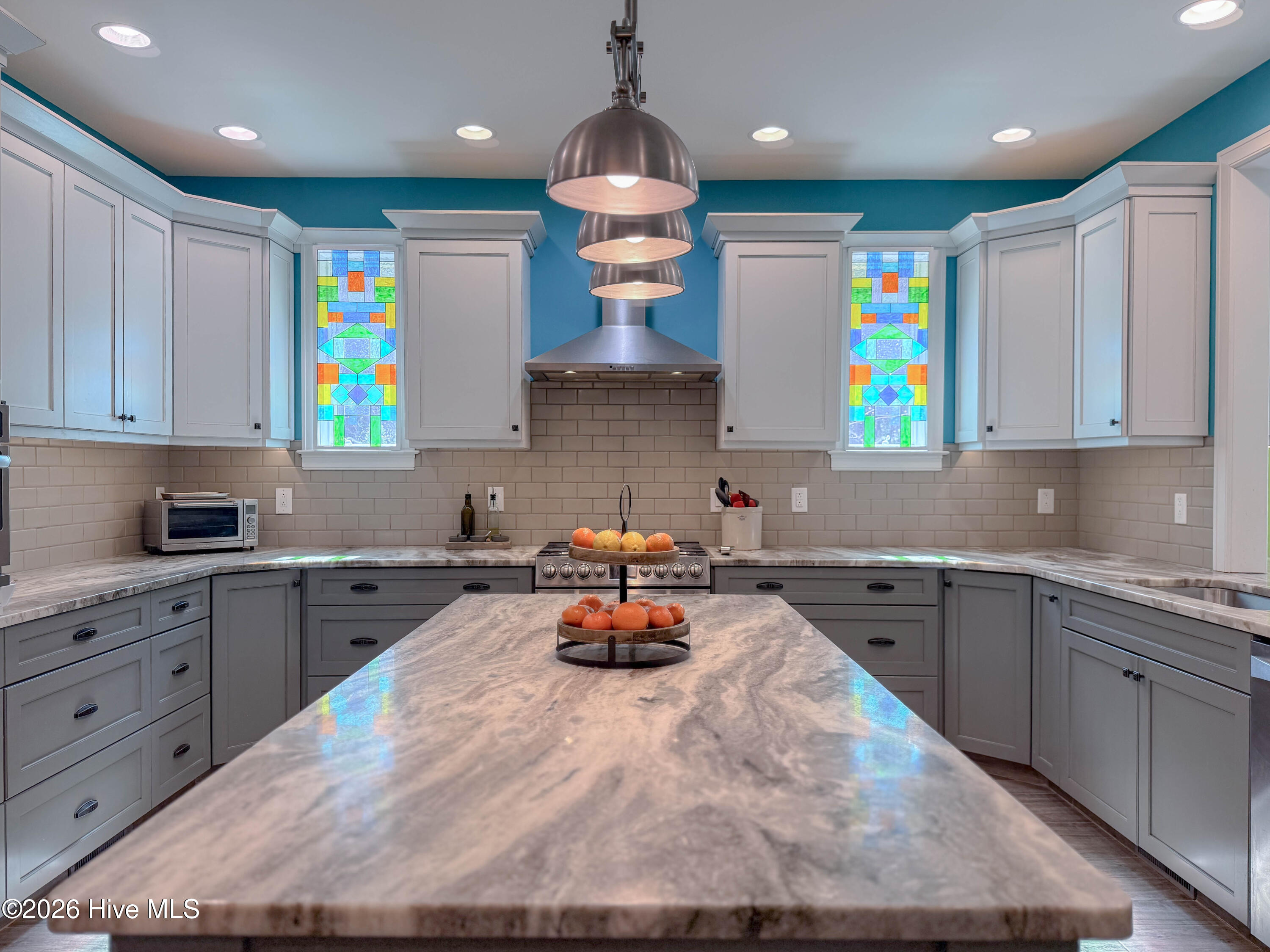 100559025 | Photo 24