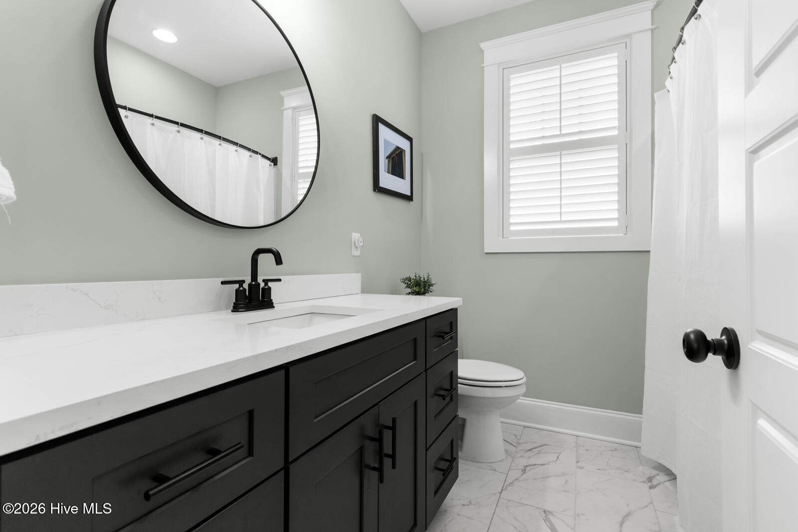 100557738 | Photo 45