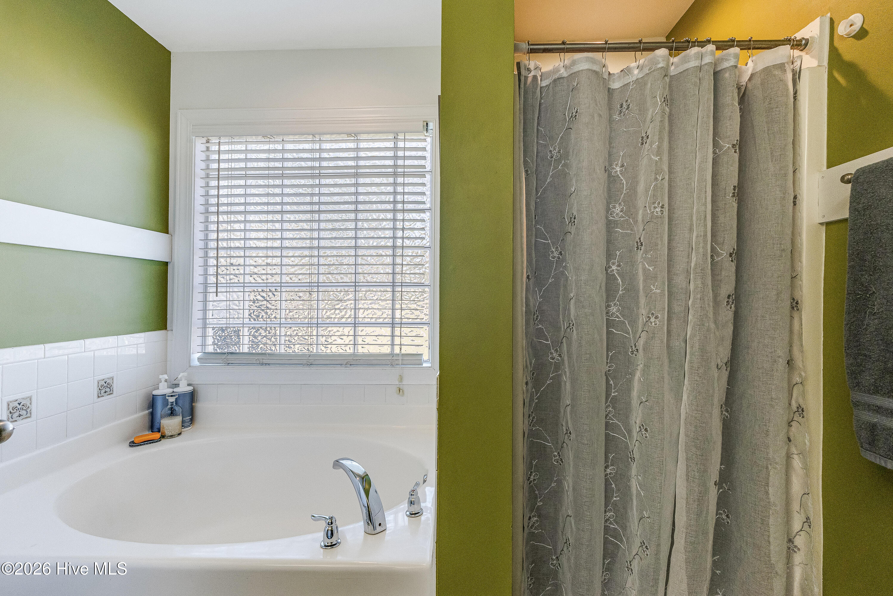 100559494 | Photo 16