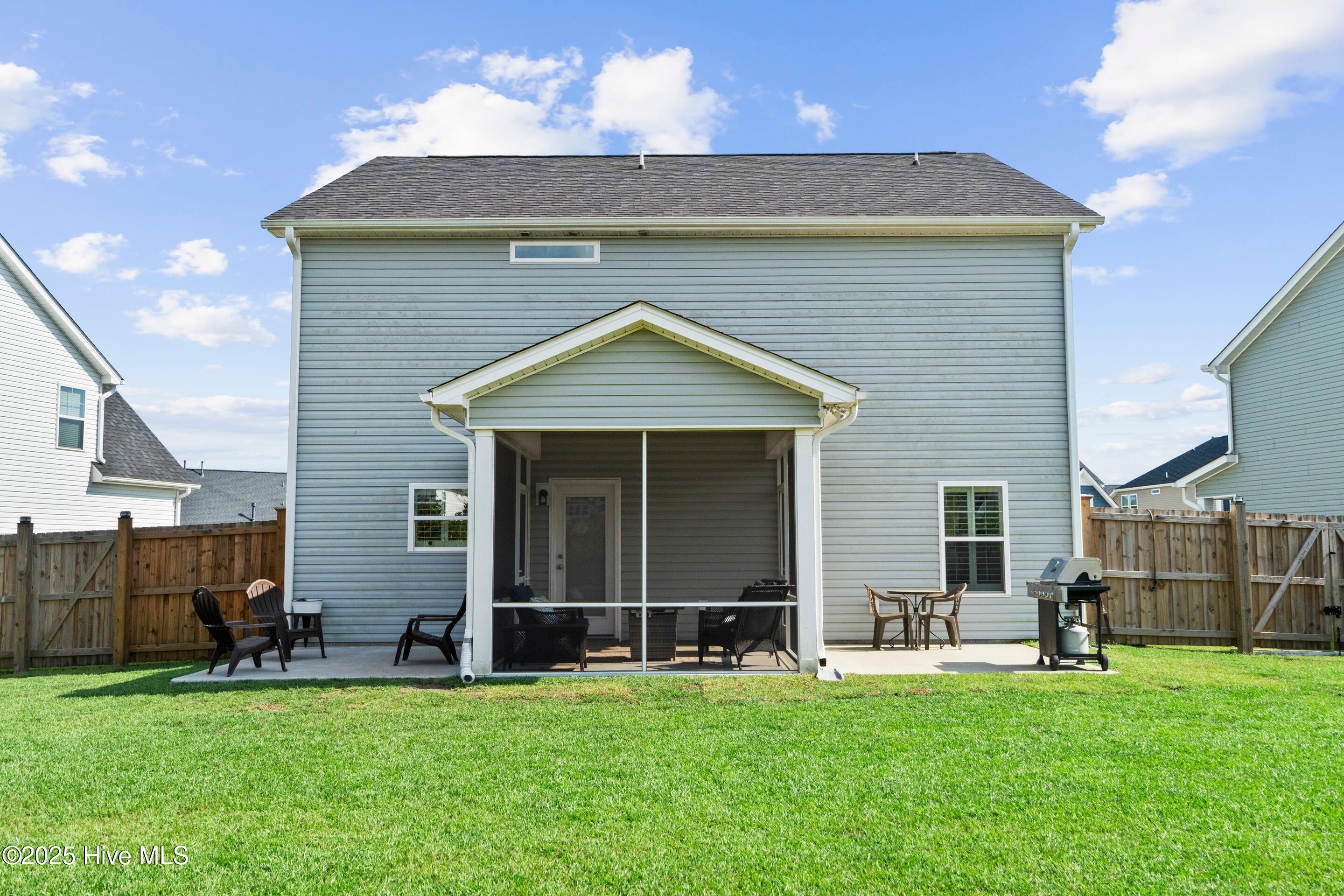 100527071 | Photo 41