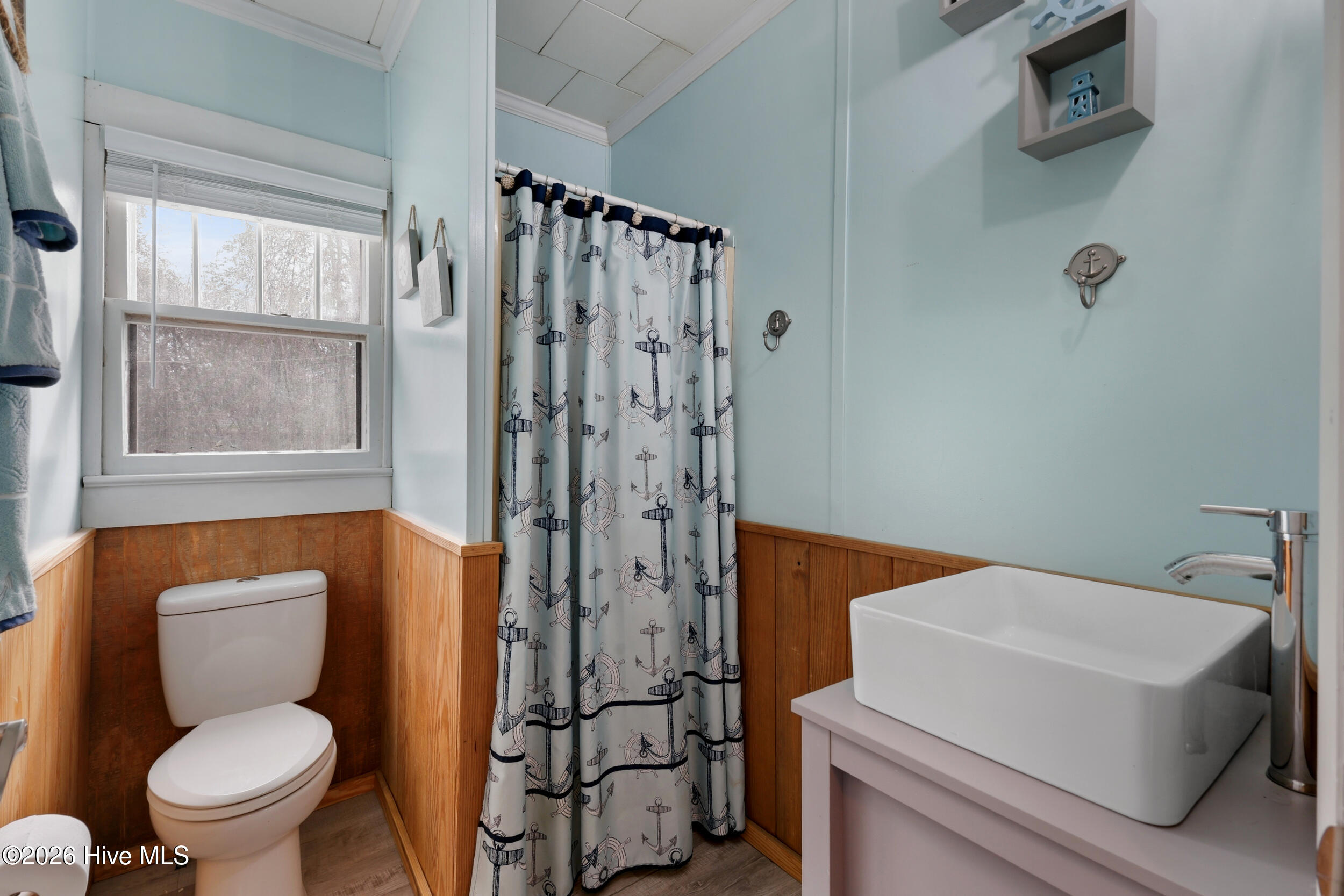 412 N Timberly Lane, Burgaw, NC 28425 – photo 22: Guest Bath