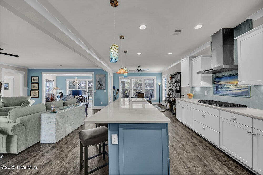 100540446 | Photo 16