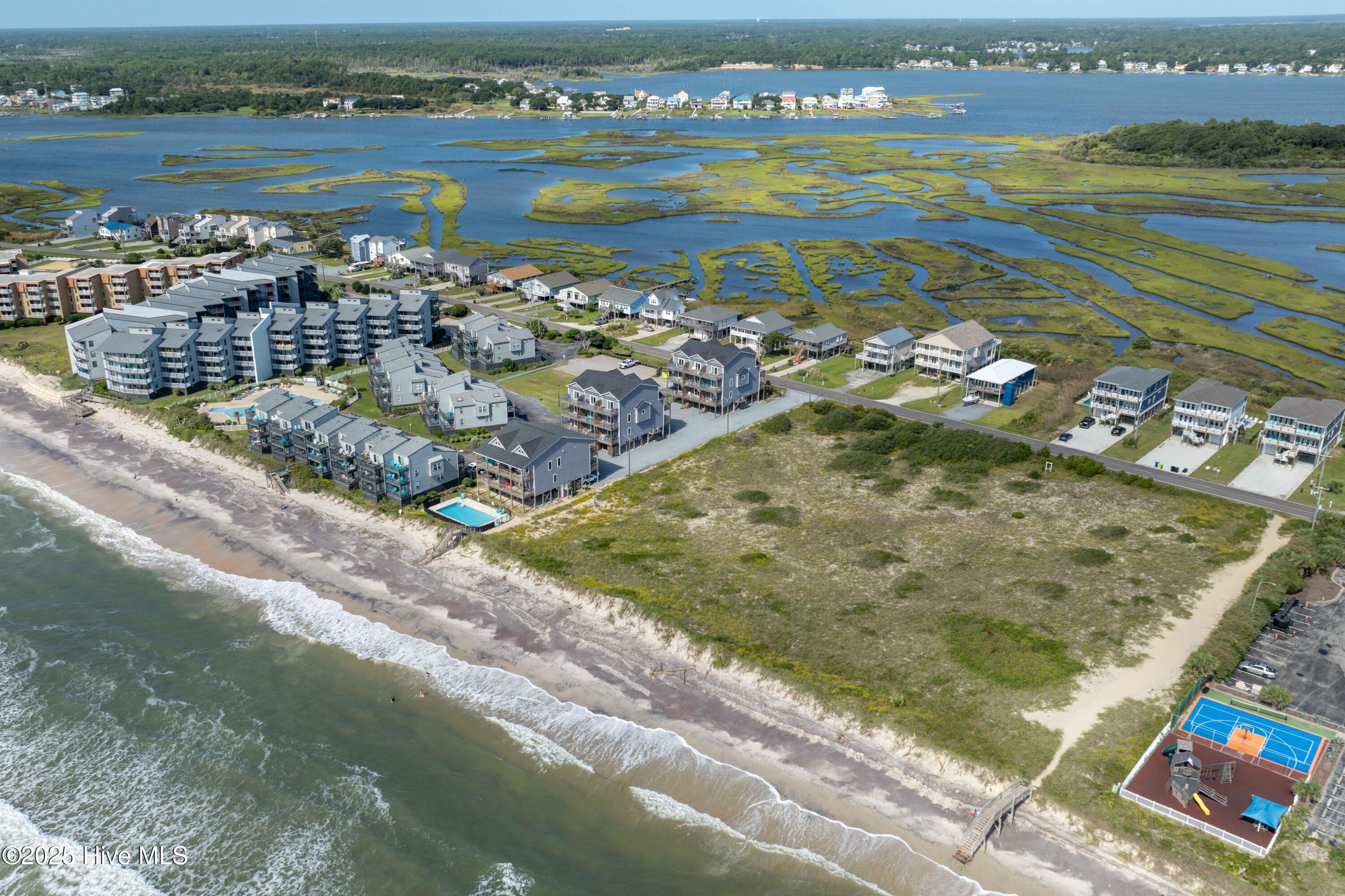 100534392 | Photo 36