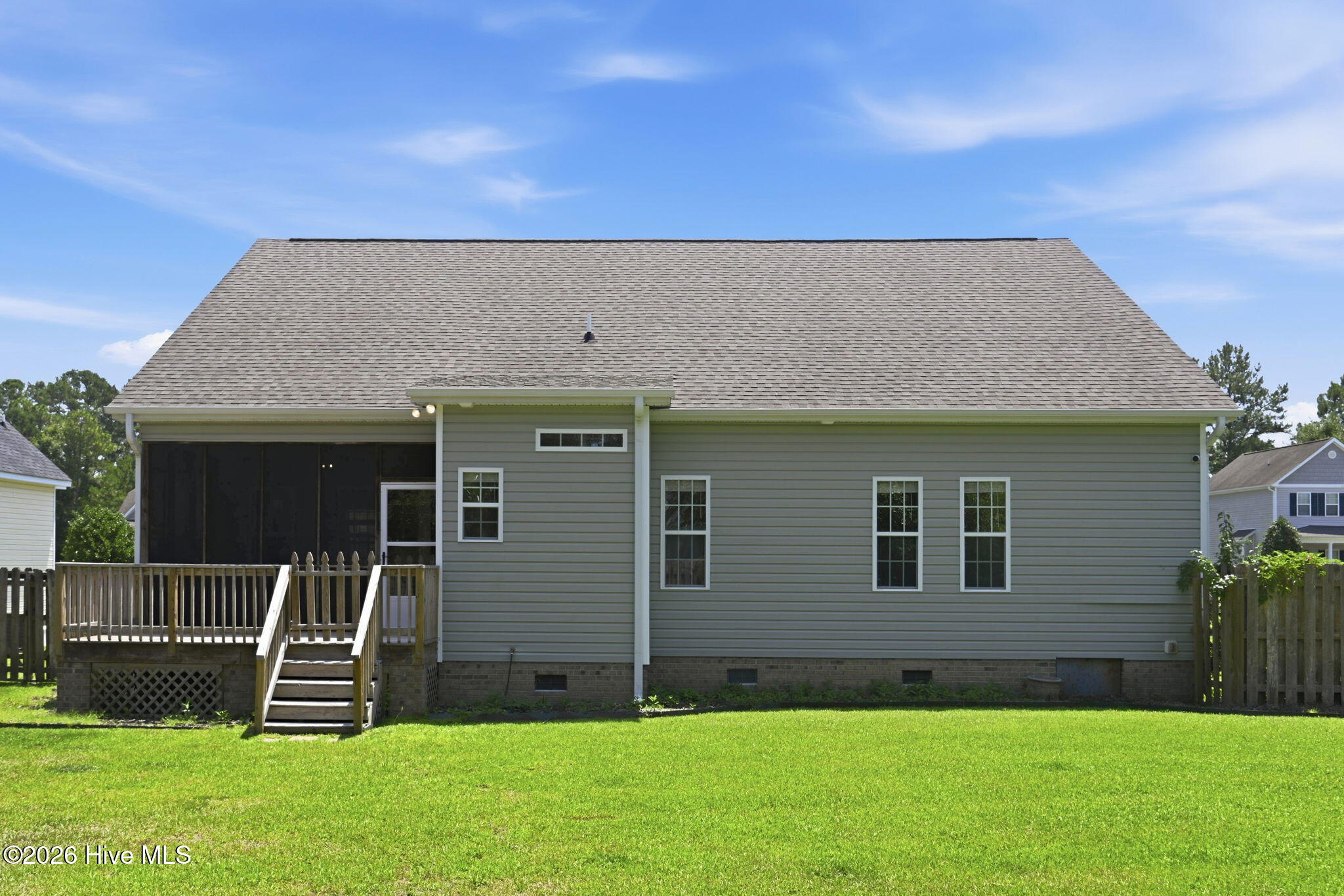 204 Wedgefield Circle,Maple Hill