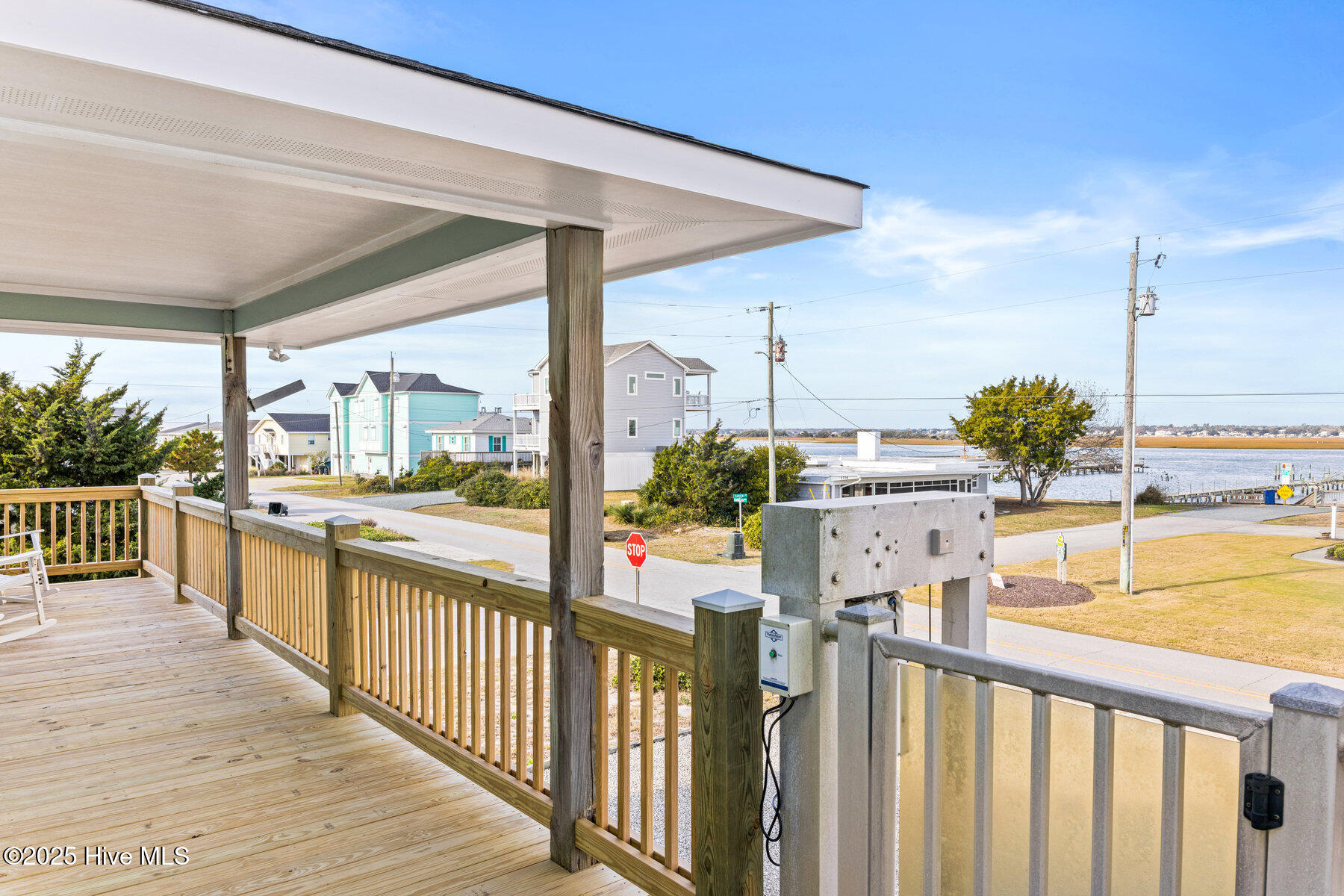 1227 Carolina Boulevard, Topsail Beach, NC 28445 – photo 4: 004_1227_carolina_blvd-04_418