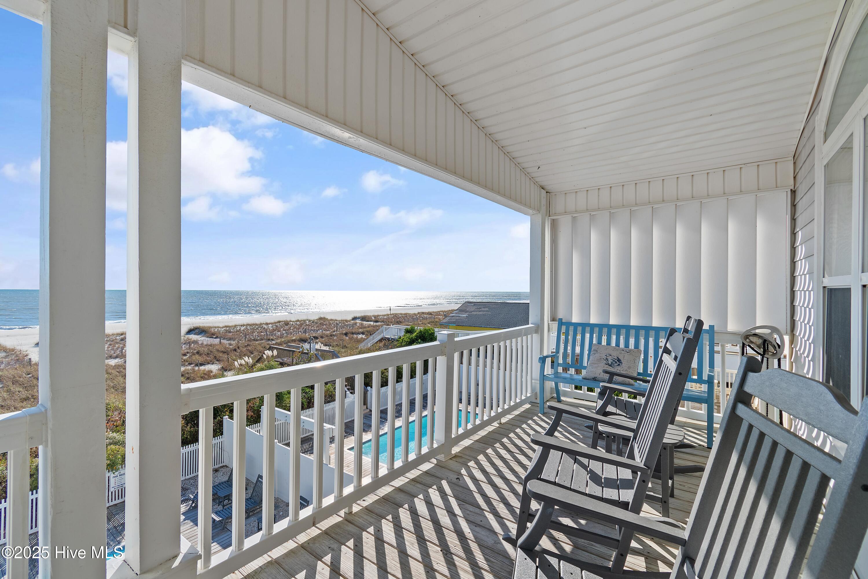 100541214 | Photo 59