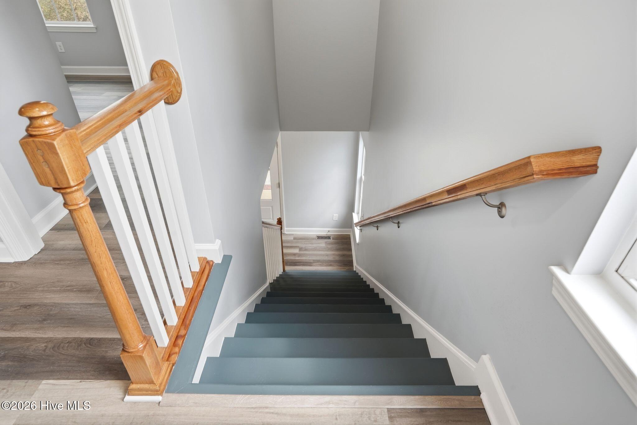 100557093 | Photo 37