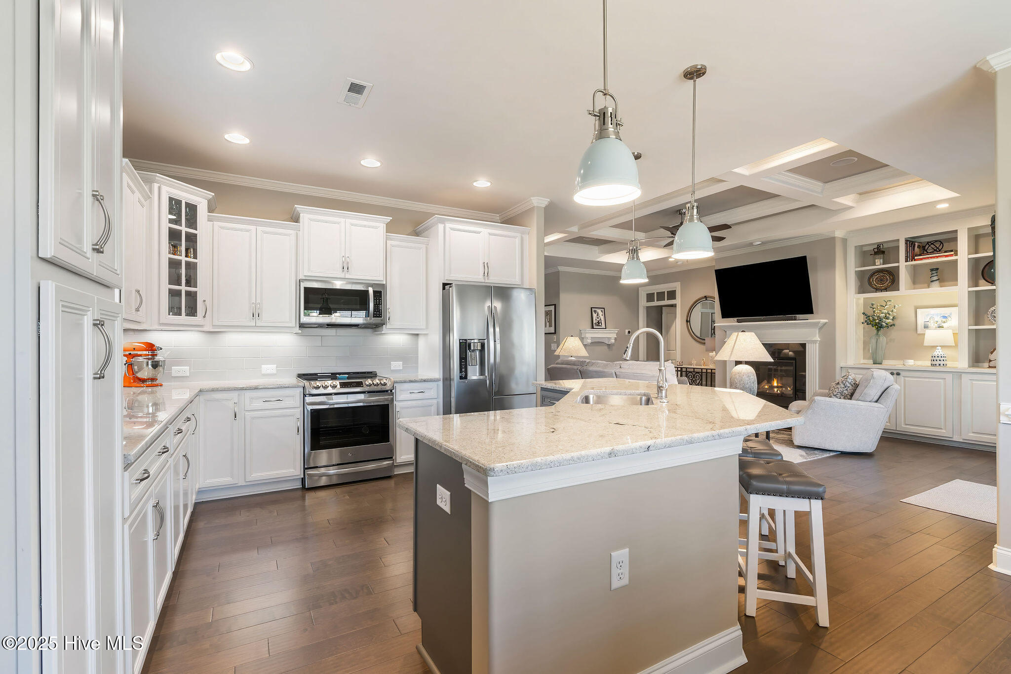 100542604 | Photo 29