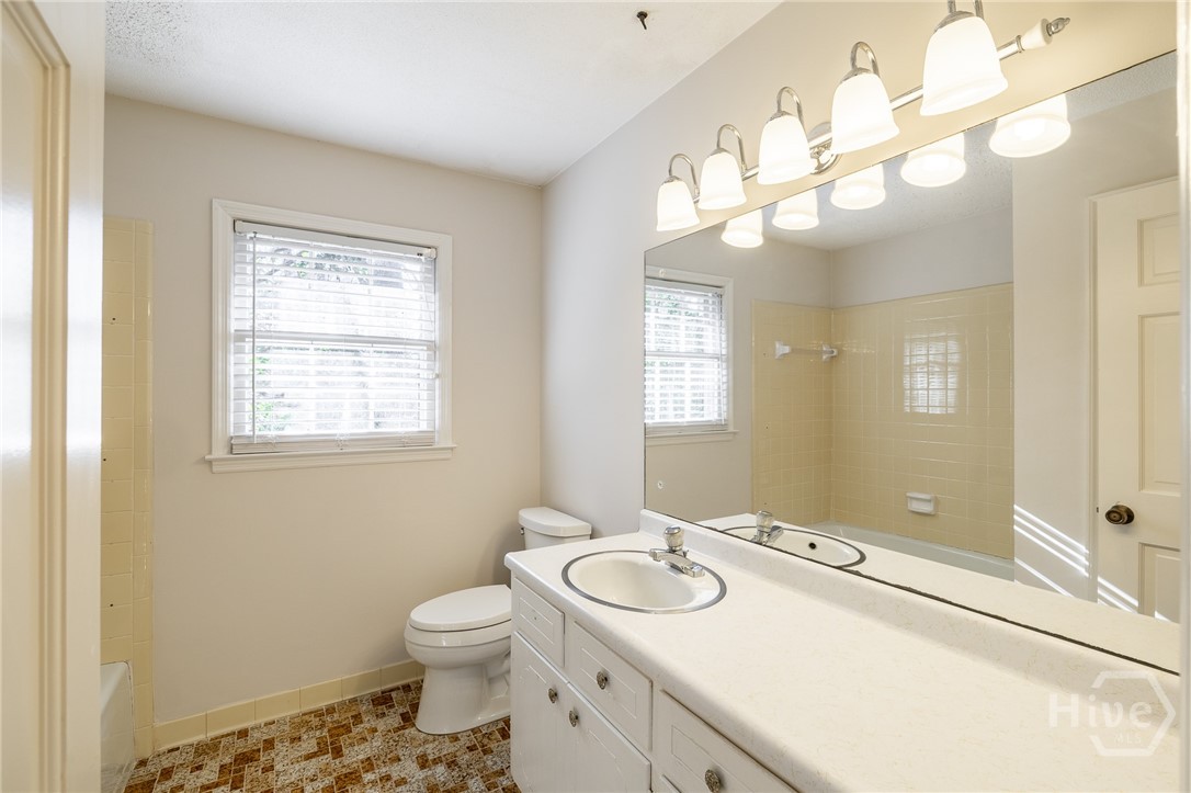 170 Dunwoody Drive