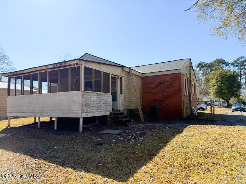 100554283 | Photo 25