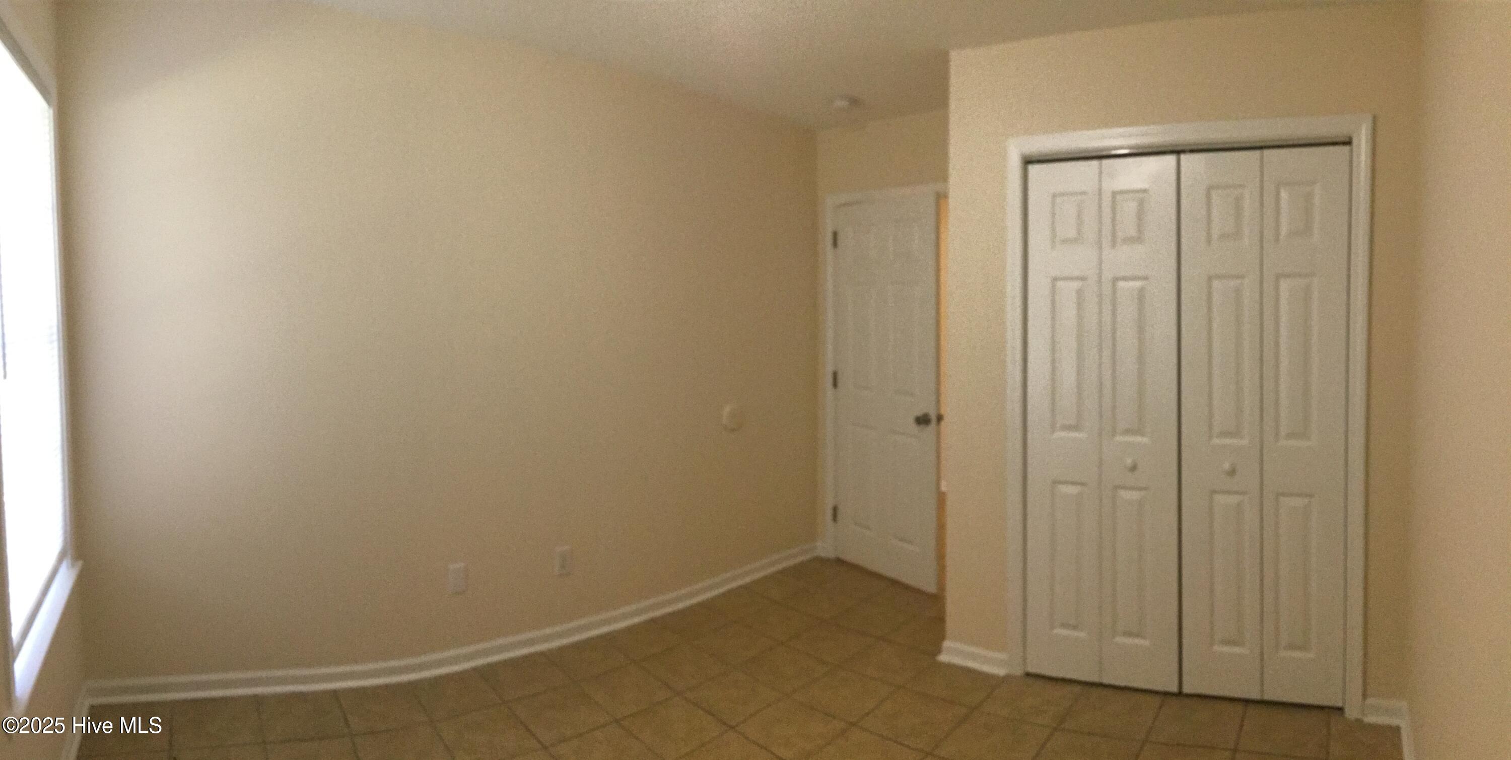 100540495 | Photo 11