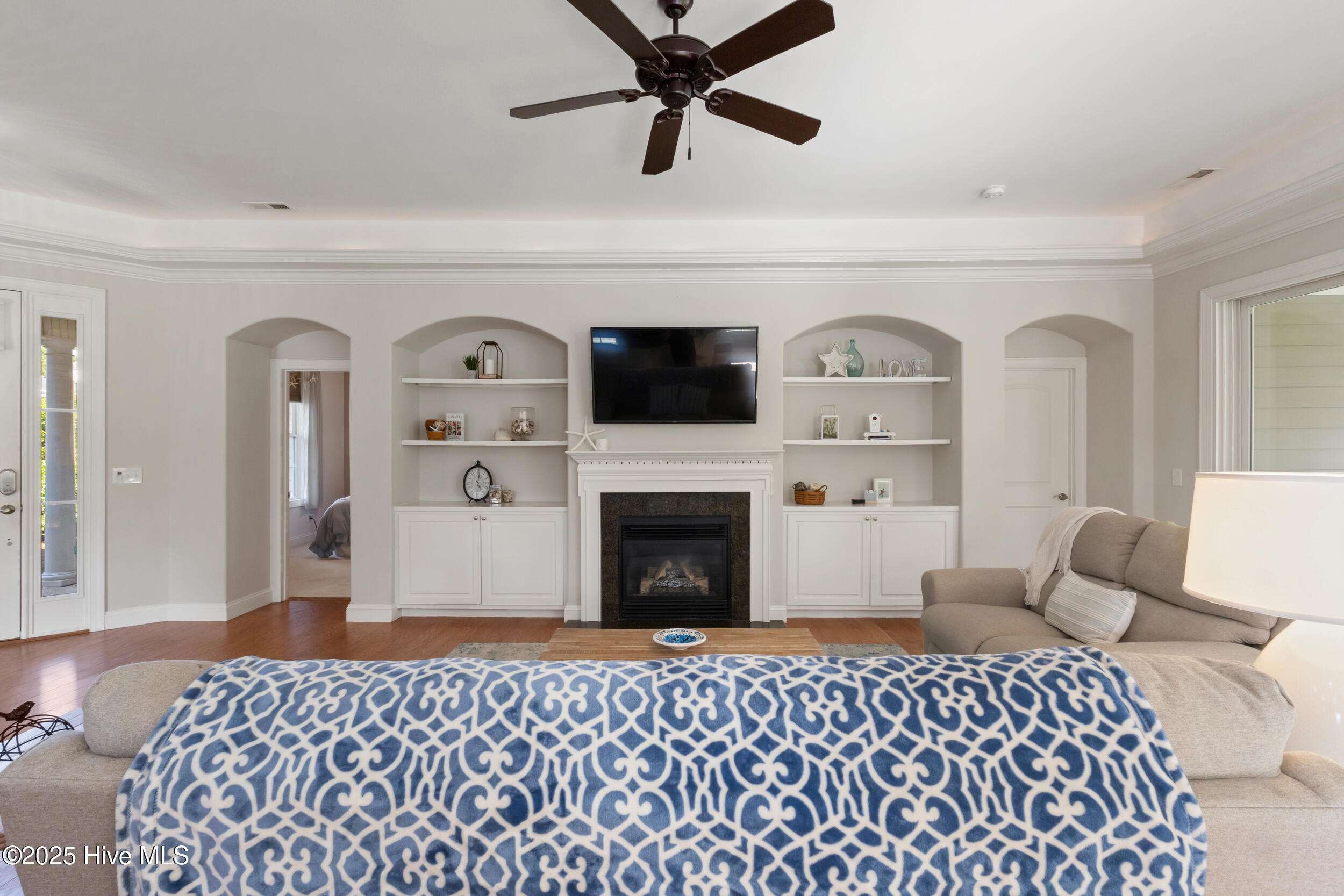 100506544 | Photo 10