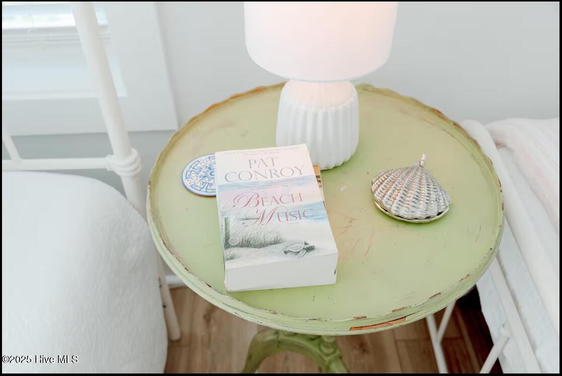 100534215 | Photo 27