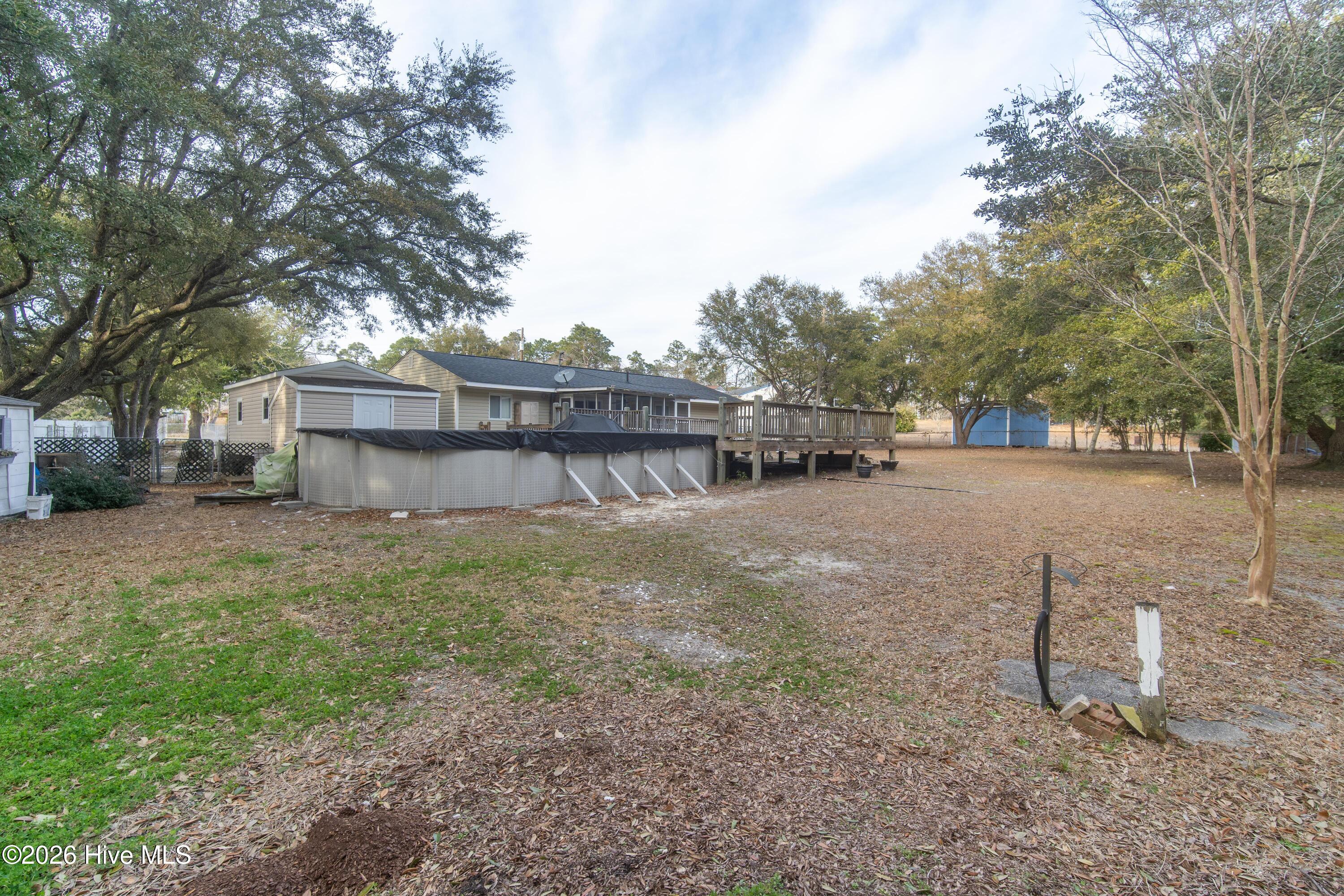 100557302 | Photo 29