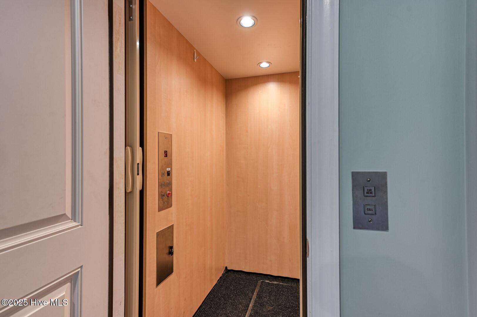 100496177 | Photo 31