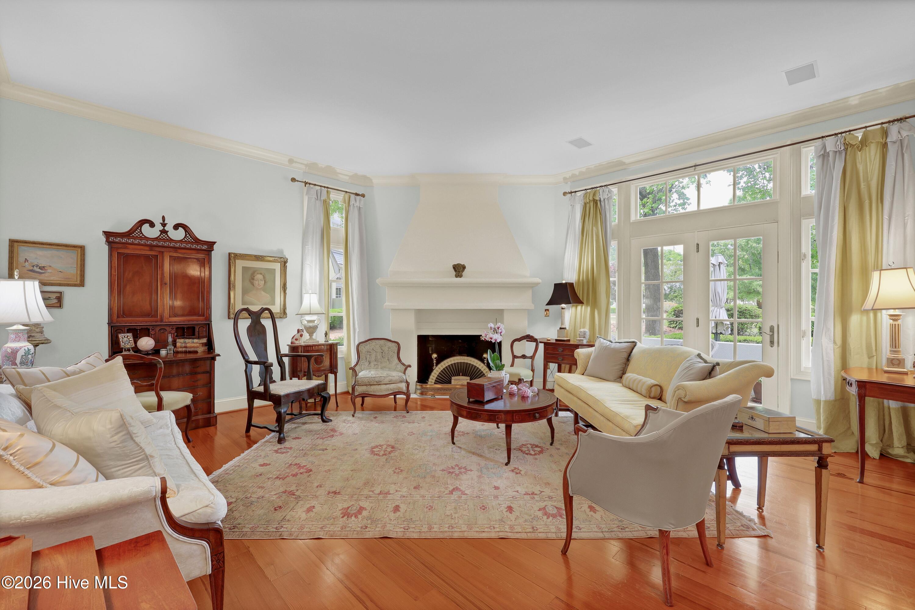 100567491 | Photo 16