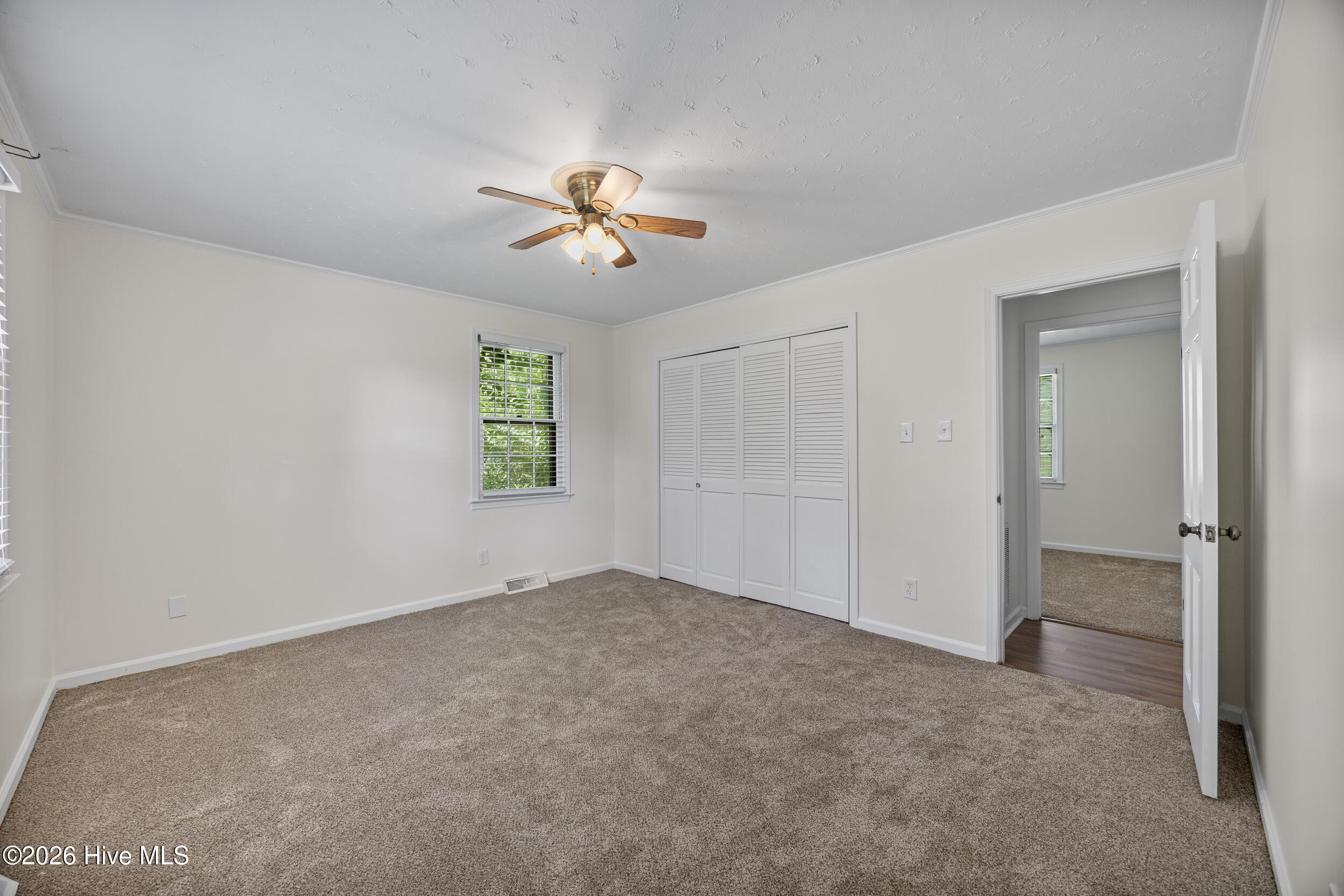 5 Forest Court,Jacksonville