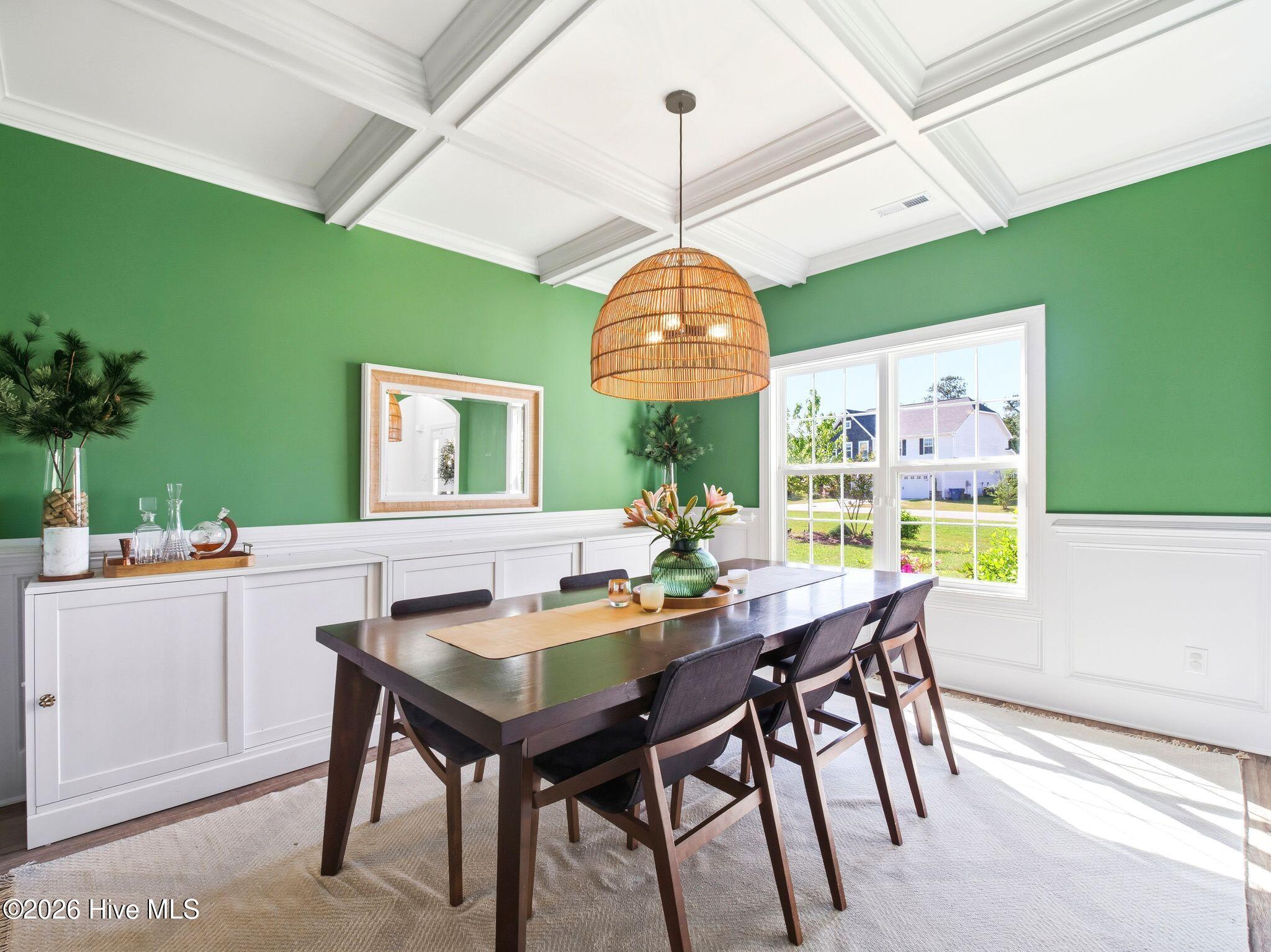 100569153 | Photo 10