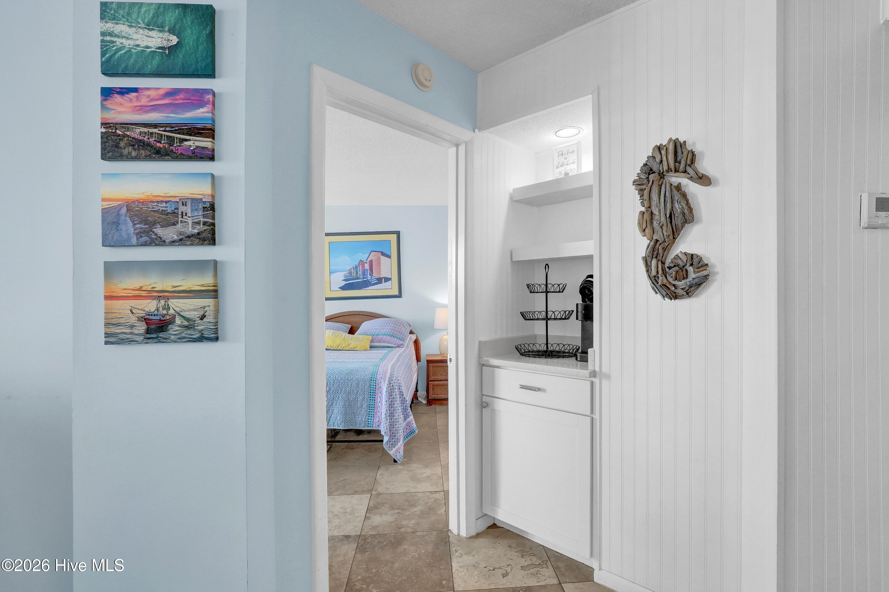 100565248 | Photo 15