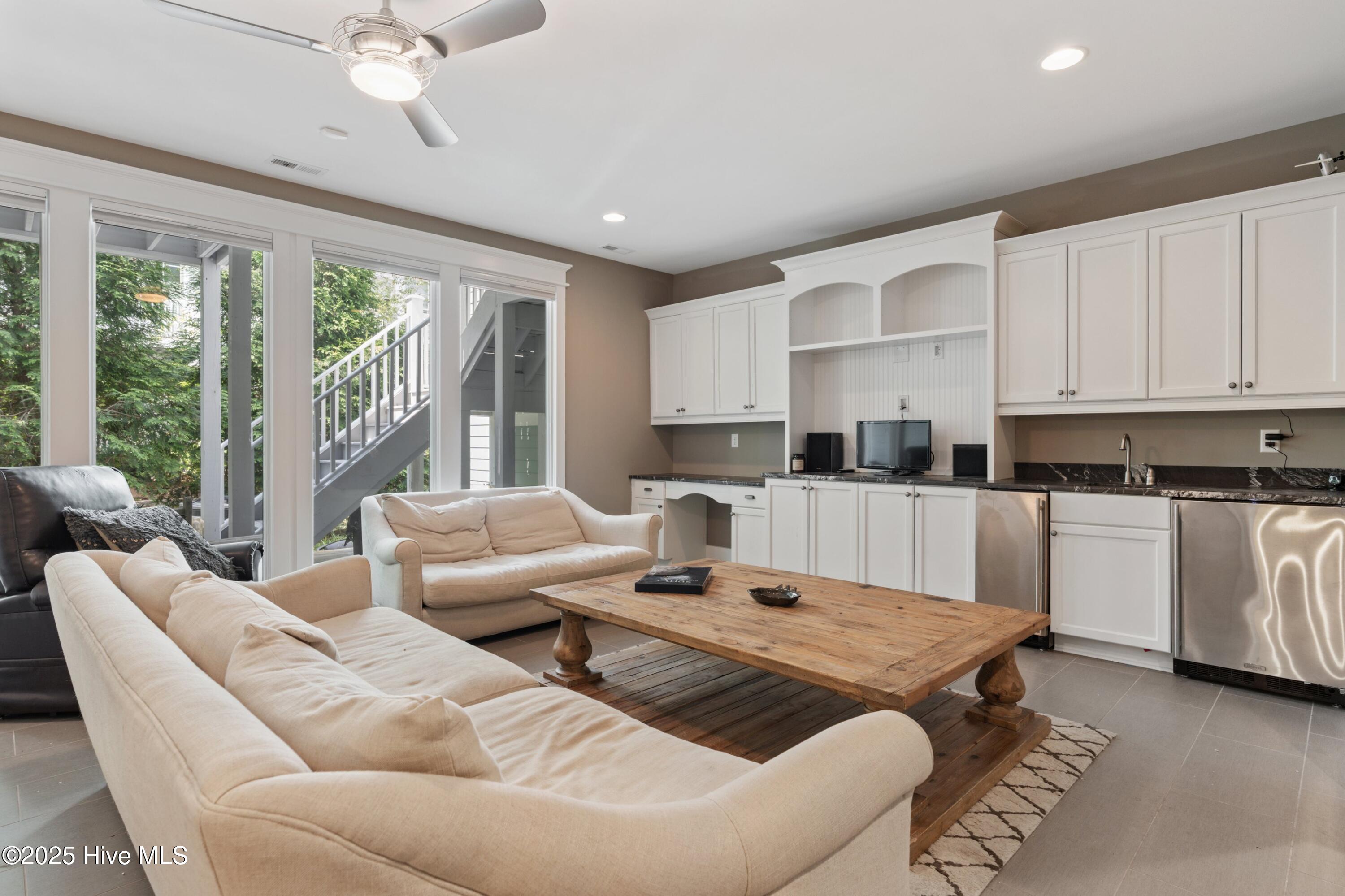 100507237 | Photo 29