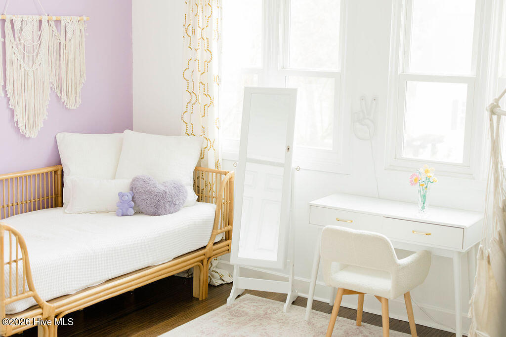 100558568 | Photo 28