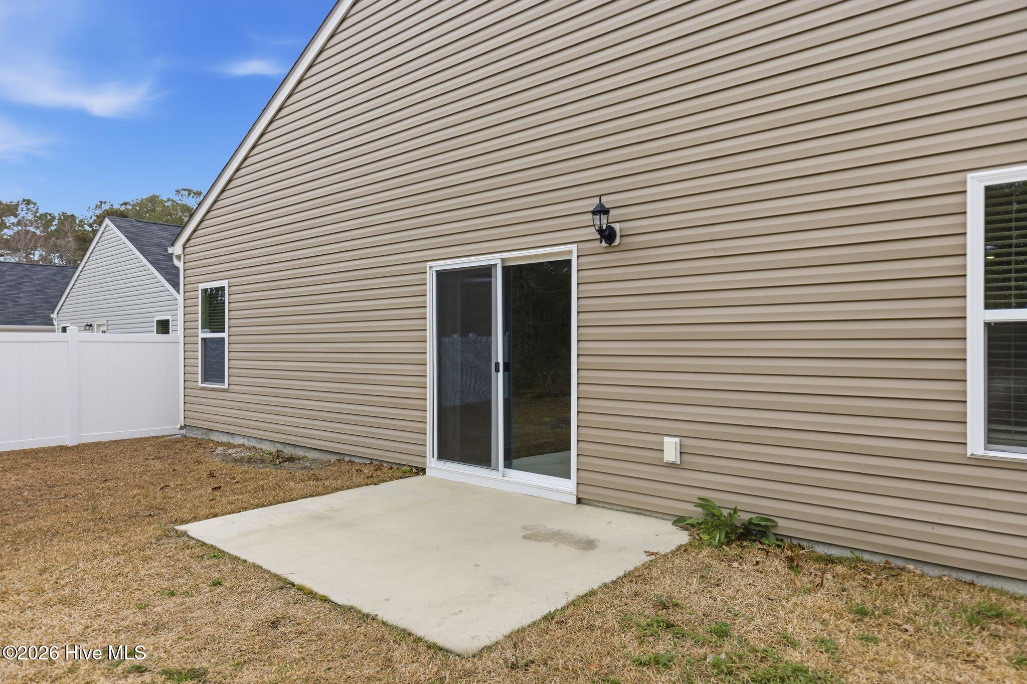 100556772 | Photo 42