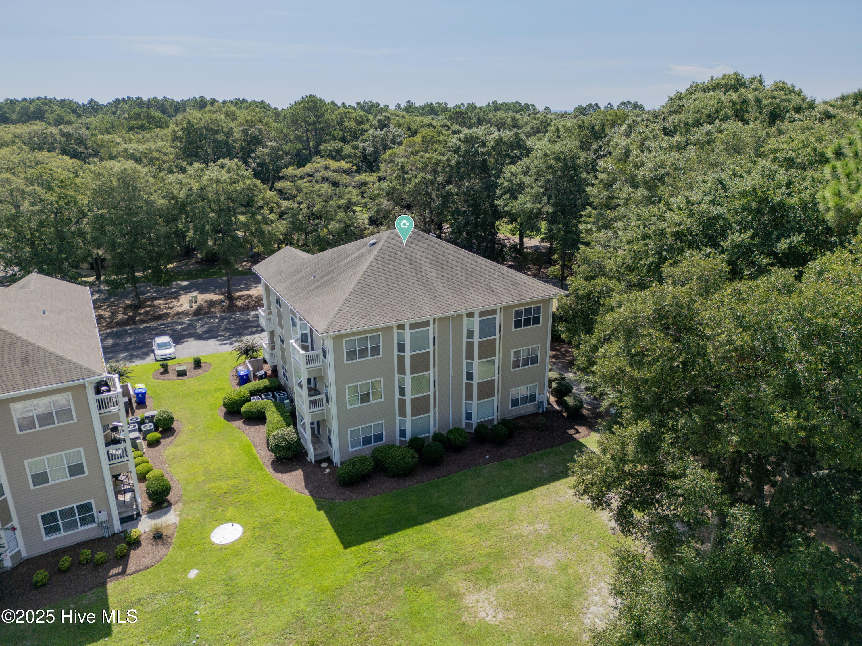 100527384 | Photo 27