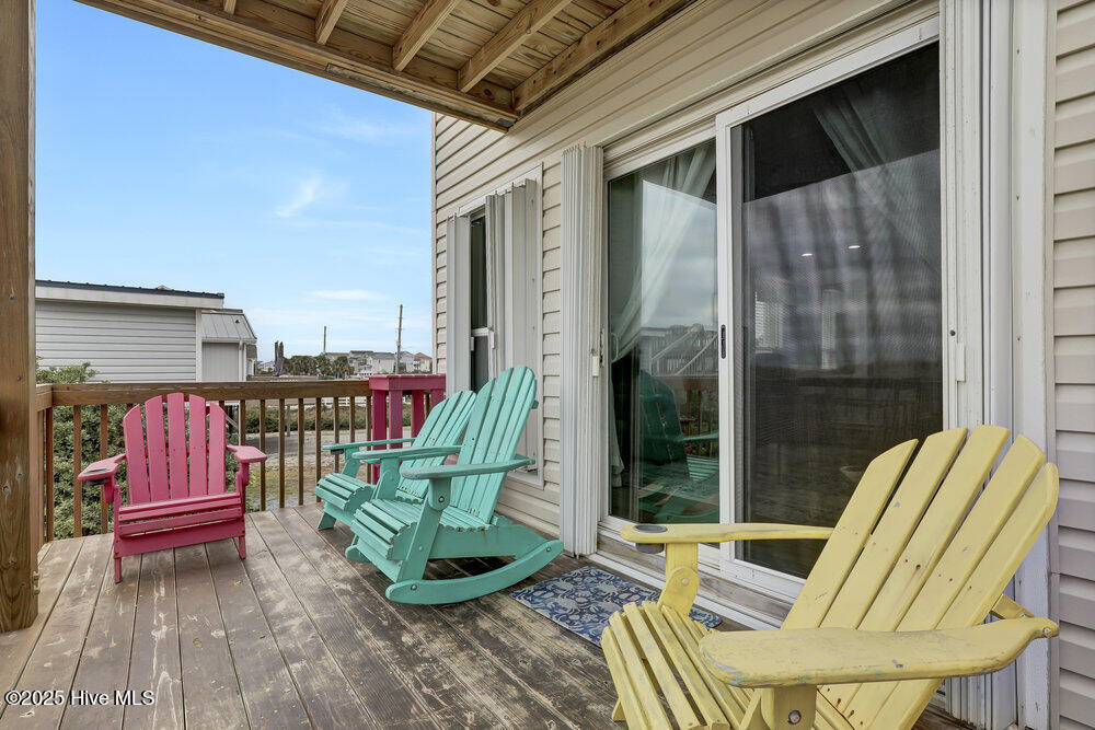 100543816 | Photo 13